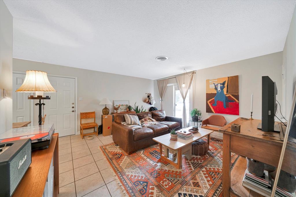 1104 KINNEY Ave # B, Austin, TX 78704