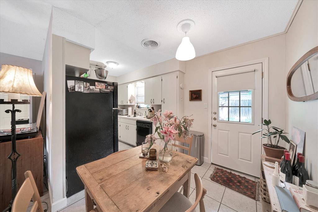 1104 KINNEY Ave # B, Austin, TX 78704