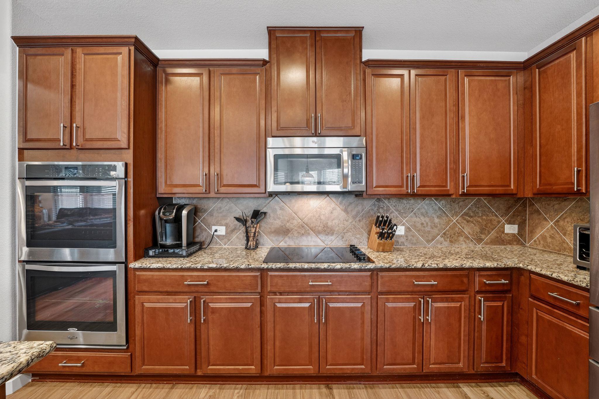 1124 Calla Lily Blvd, Leander, TX 78641