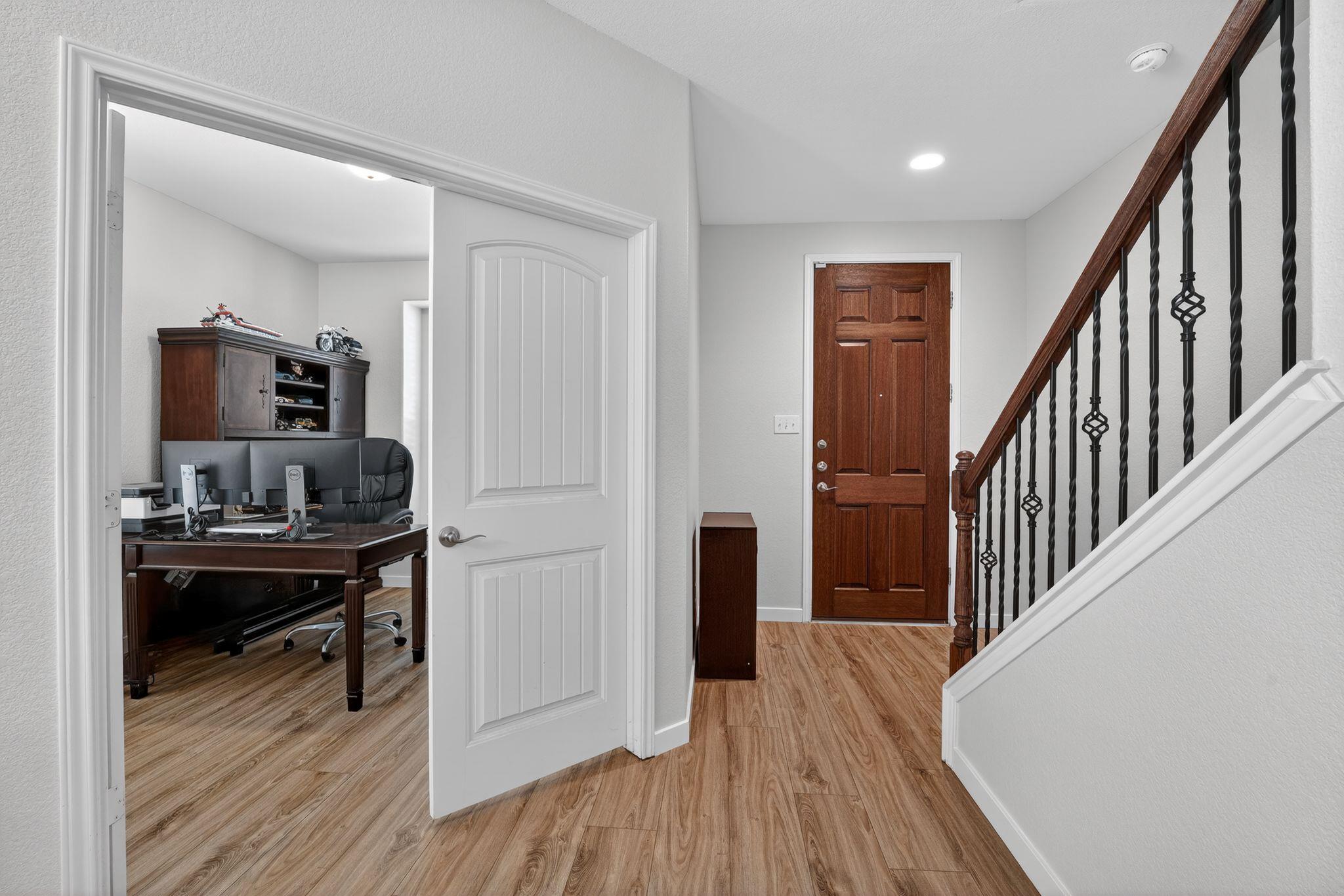 1124 Calla Lily Blvd, Leander, TX 78641