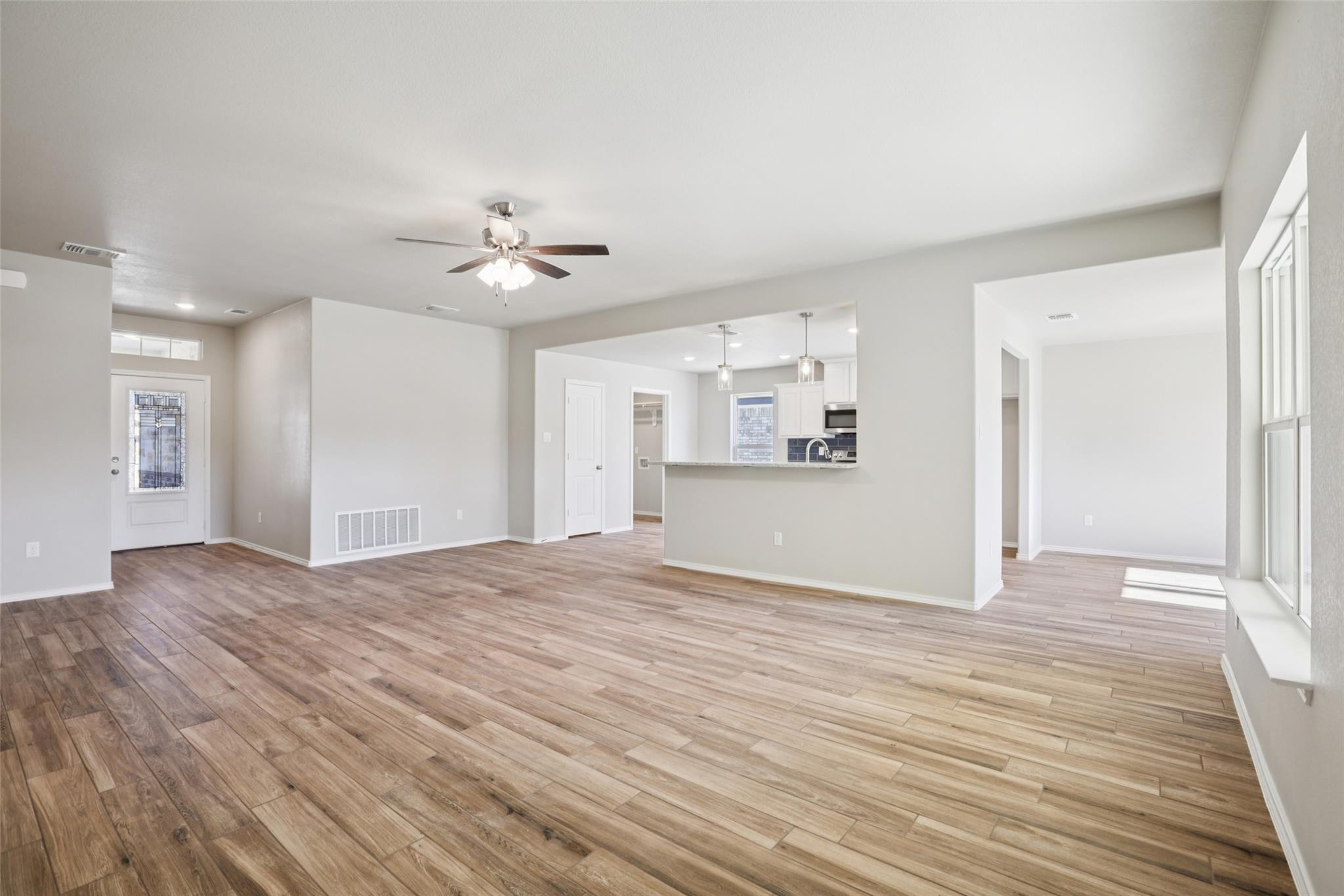 1417 Fossil Trl, Belton, TX 76513