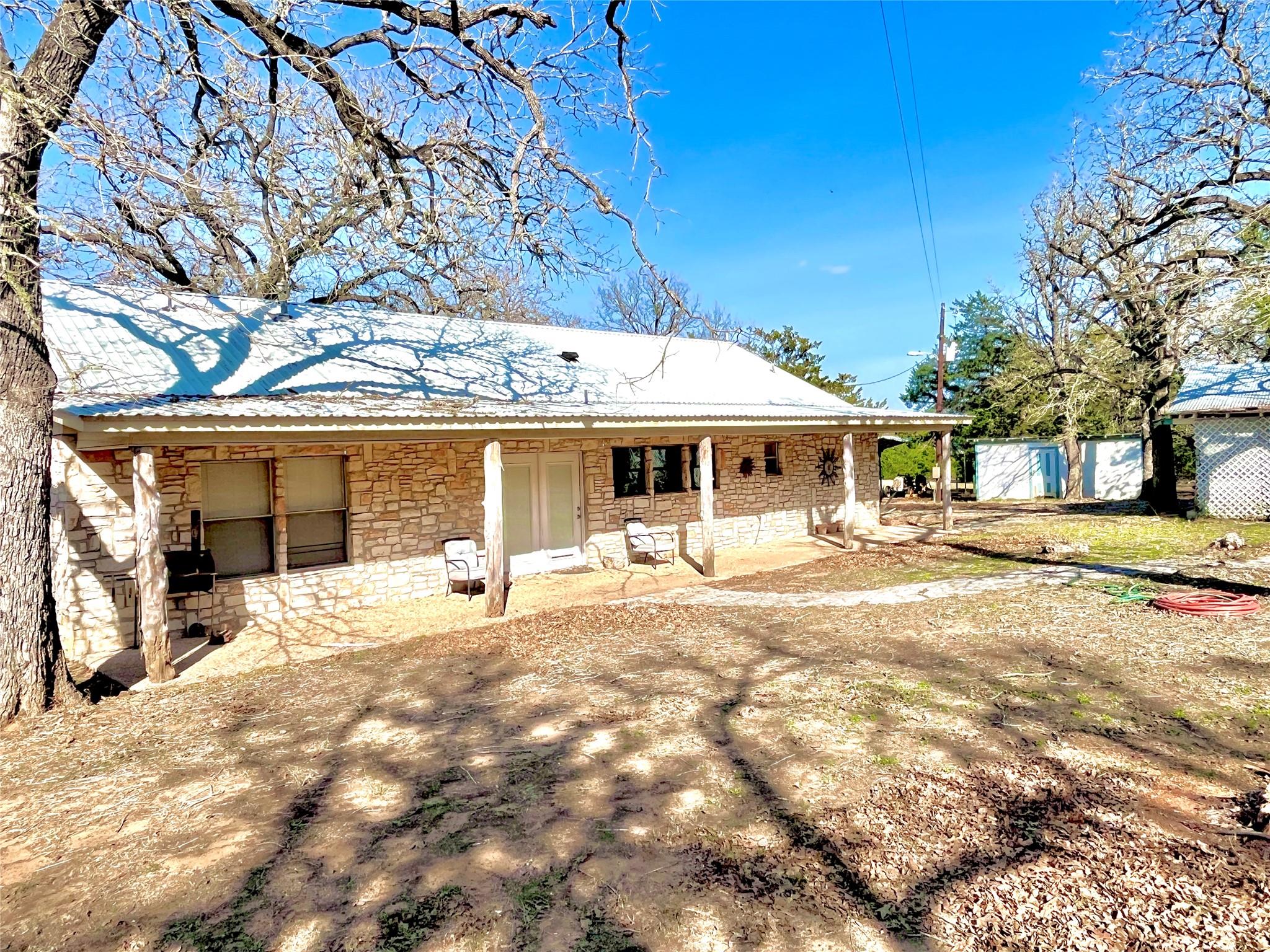 251 Milam Ln, Bastrop, TX 78602