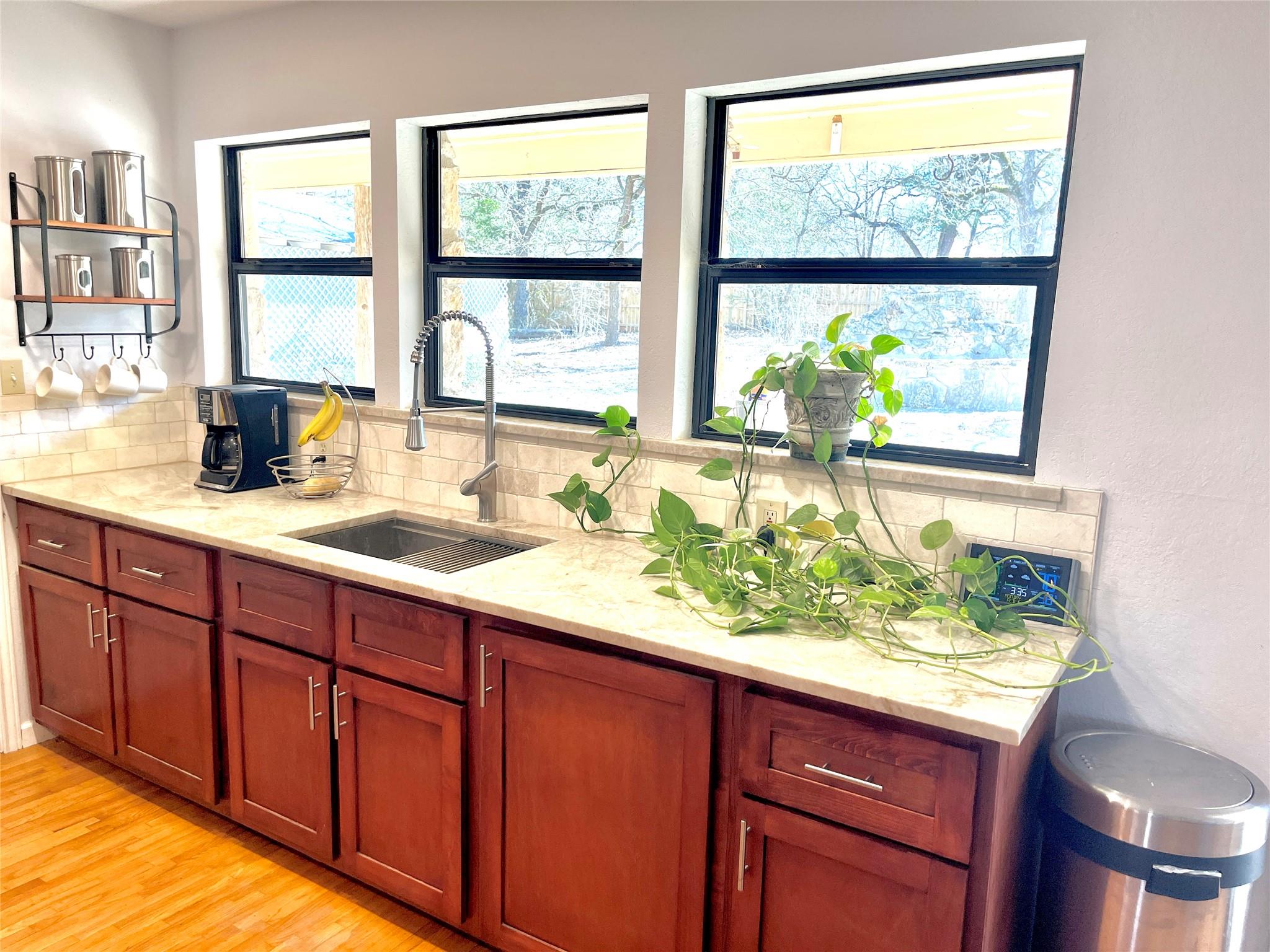 251 Milam Ln, Bastrop, TX 78602