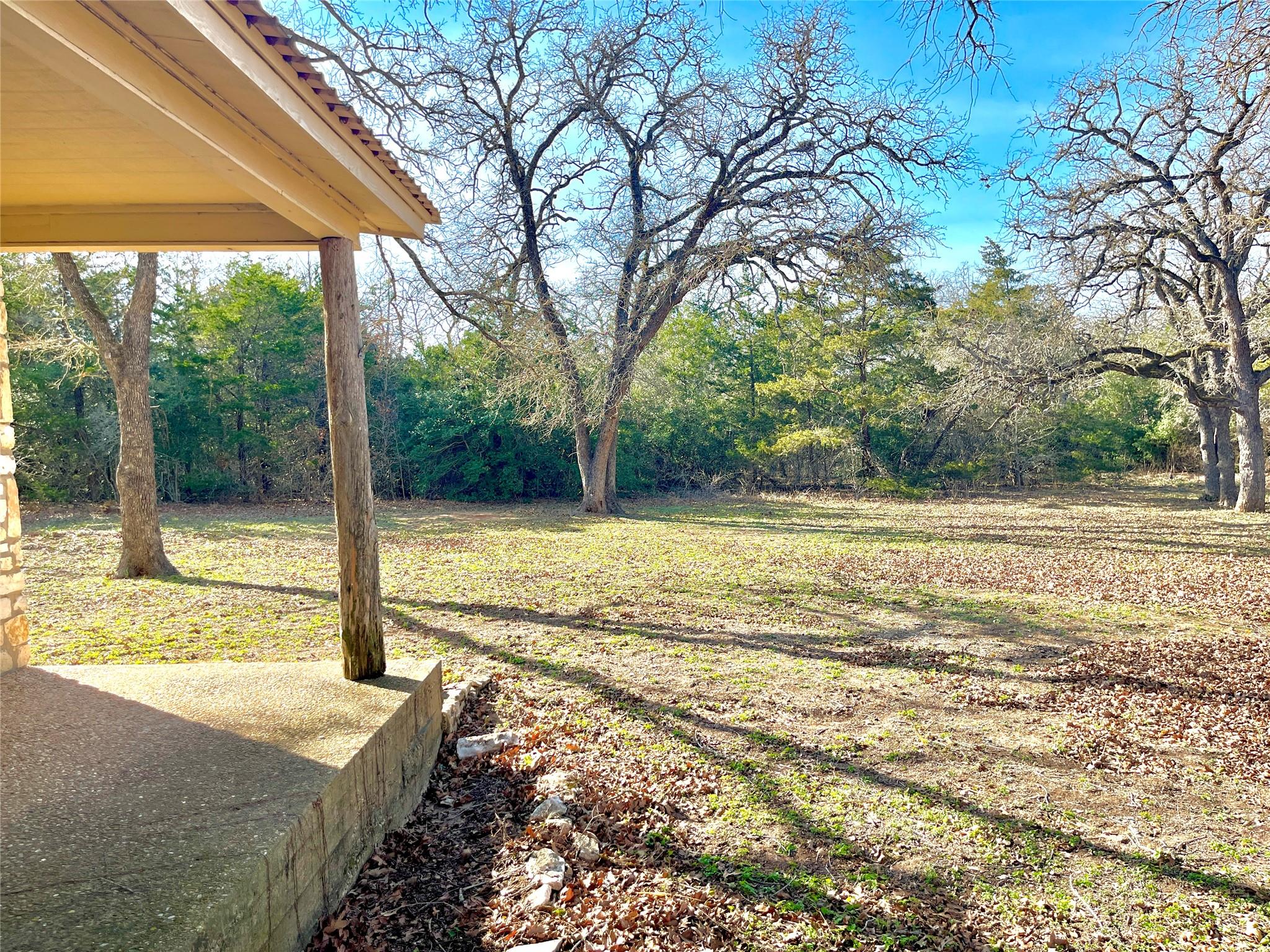251 Milam Ln, Bastrop, TX 78602