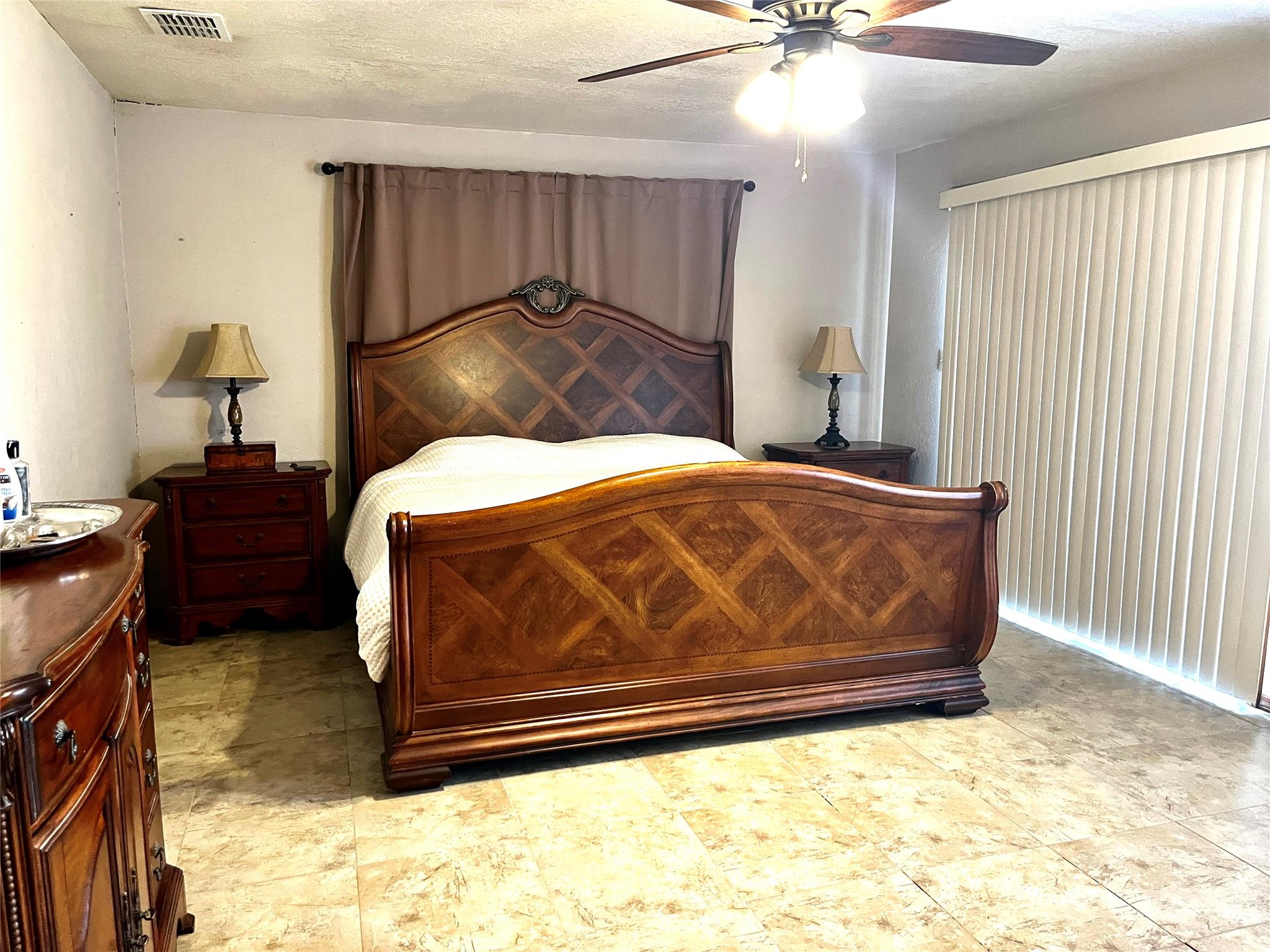 251 Milam Ln, Bastrop, TX 78602