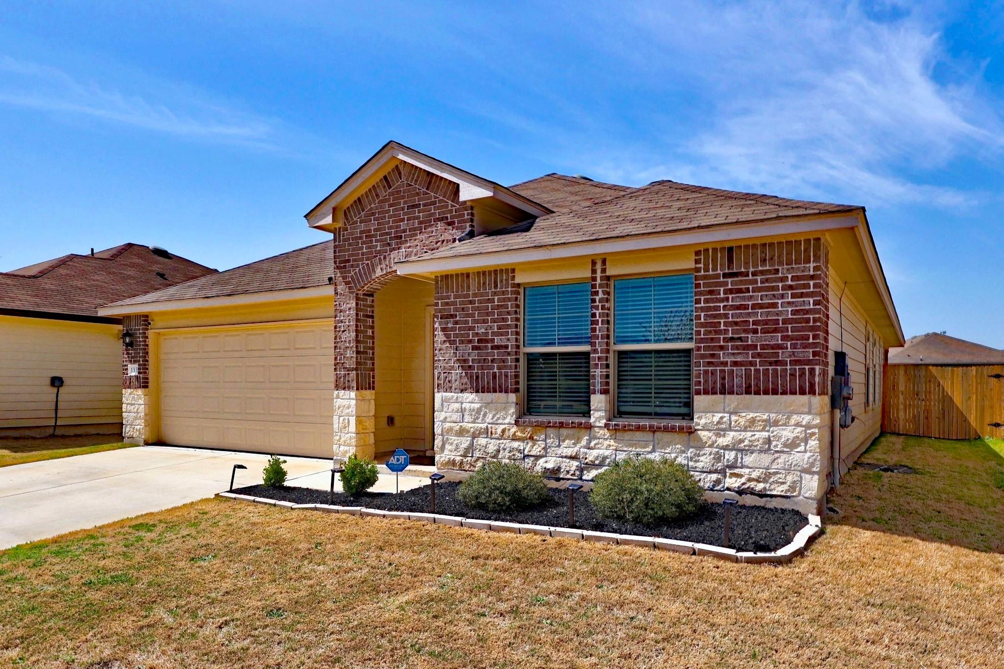 133 Hammond Ct, Jarrell, TX 76537