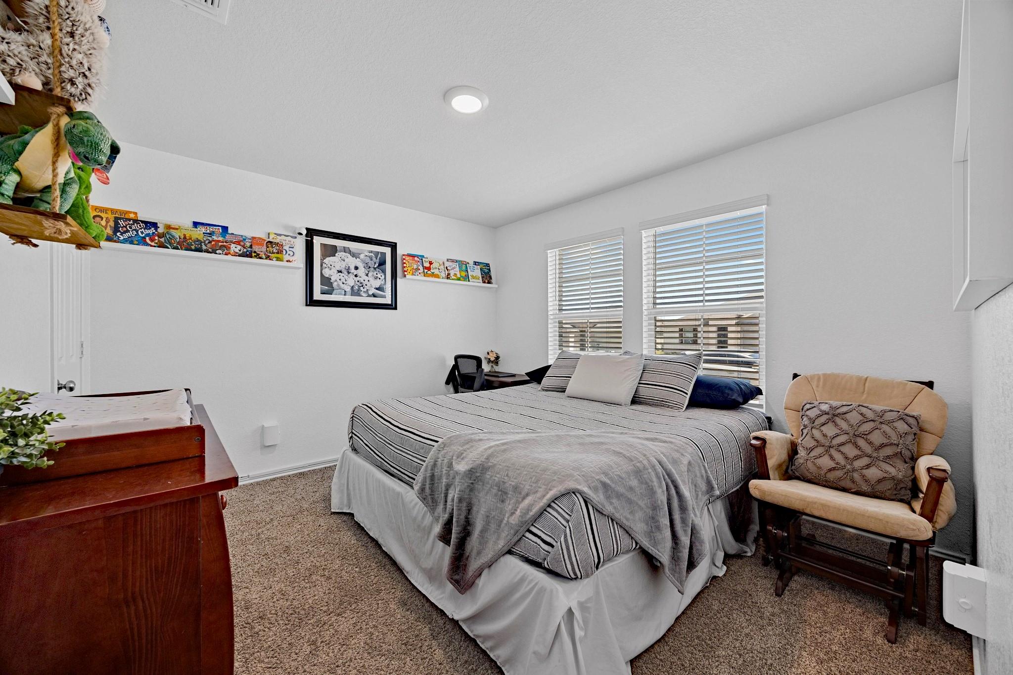 133 Hammond Ct, Jarrell, TX 76537