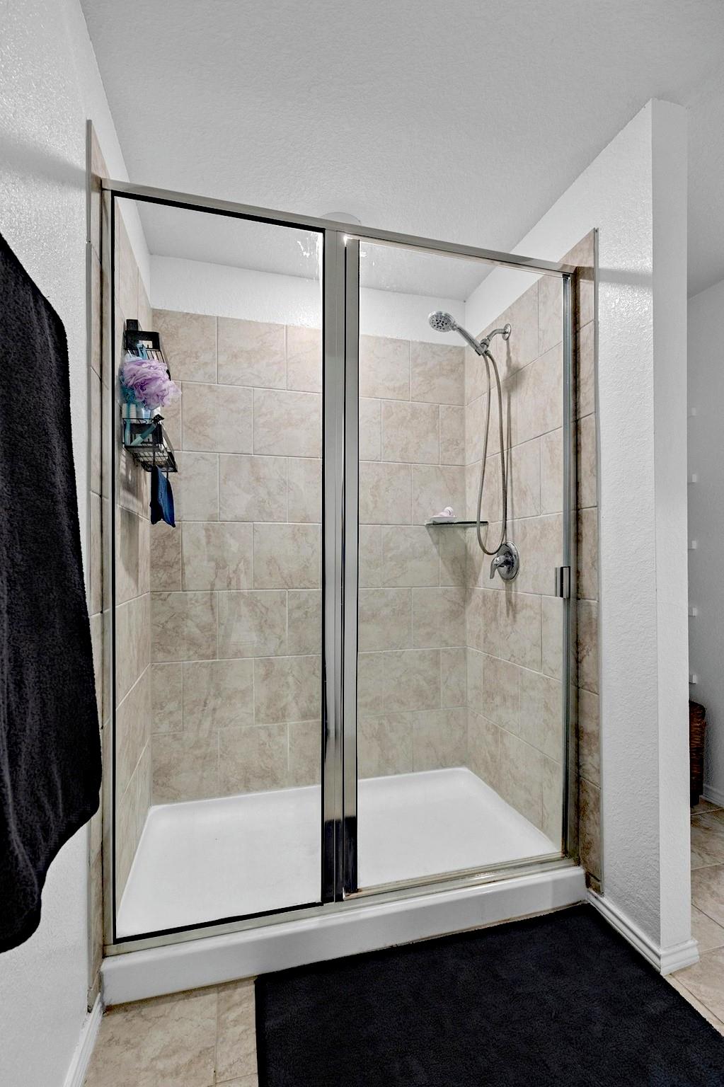 133 Hammond Ct, Jarrell, TX 76537