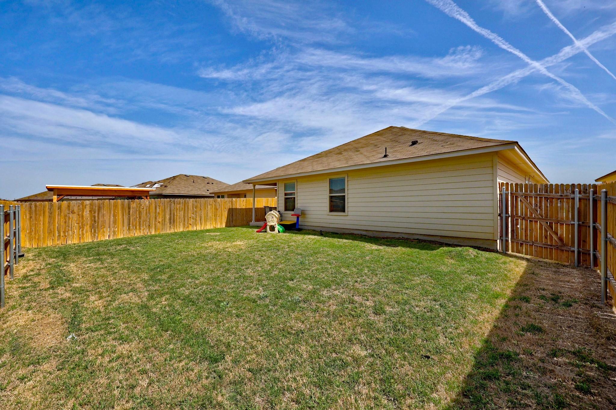 133 Hammond Ct, Jarrell, TX 76537