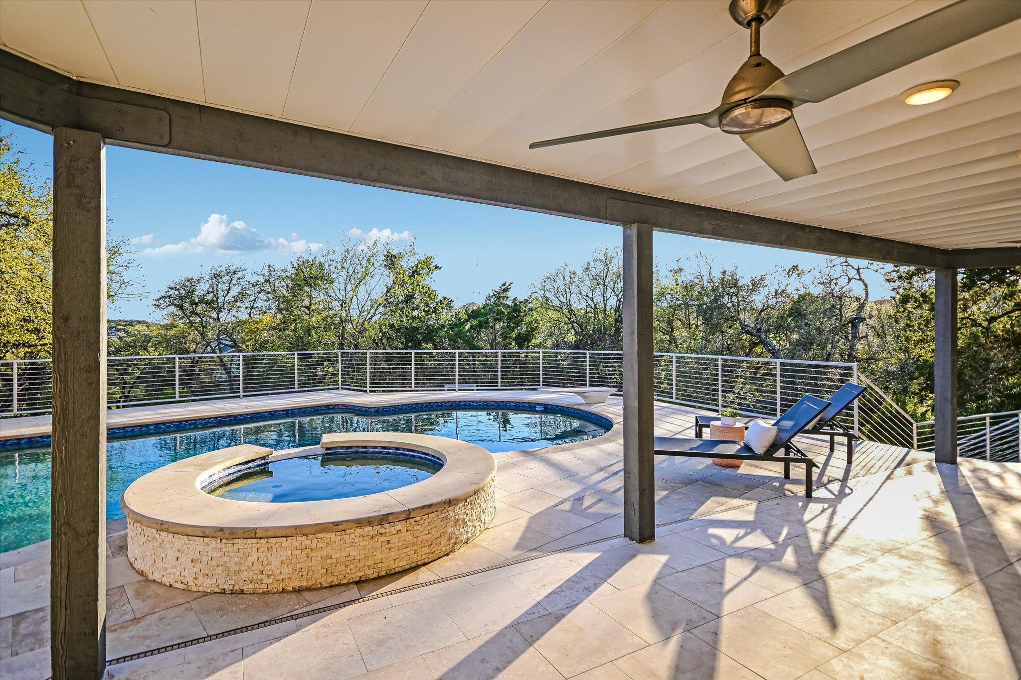 14 Rob Roy Rd, Austin, TX 78746