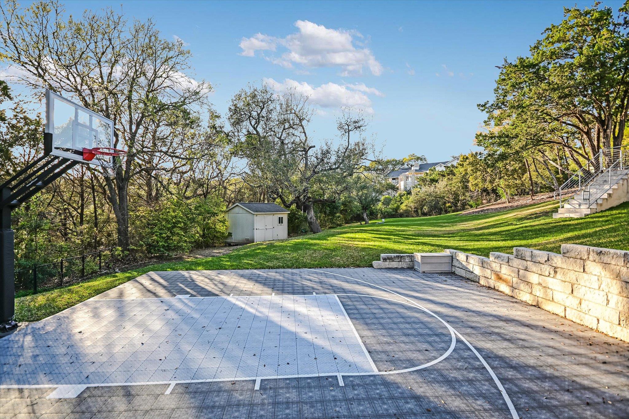 14 Rob Roy Rd, Austin, TX 78746