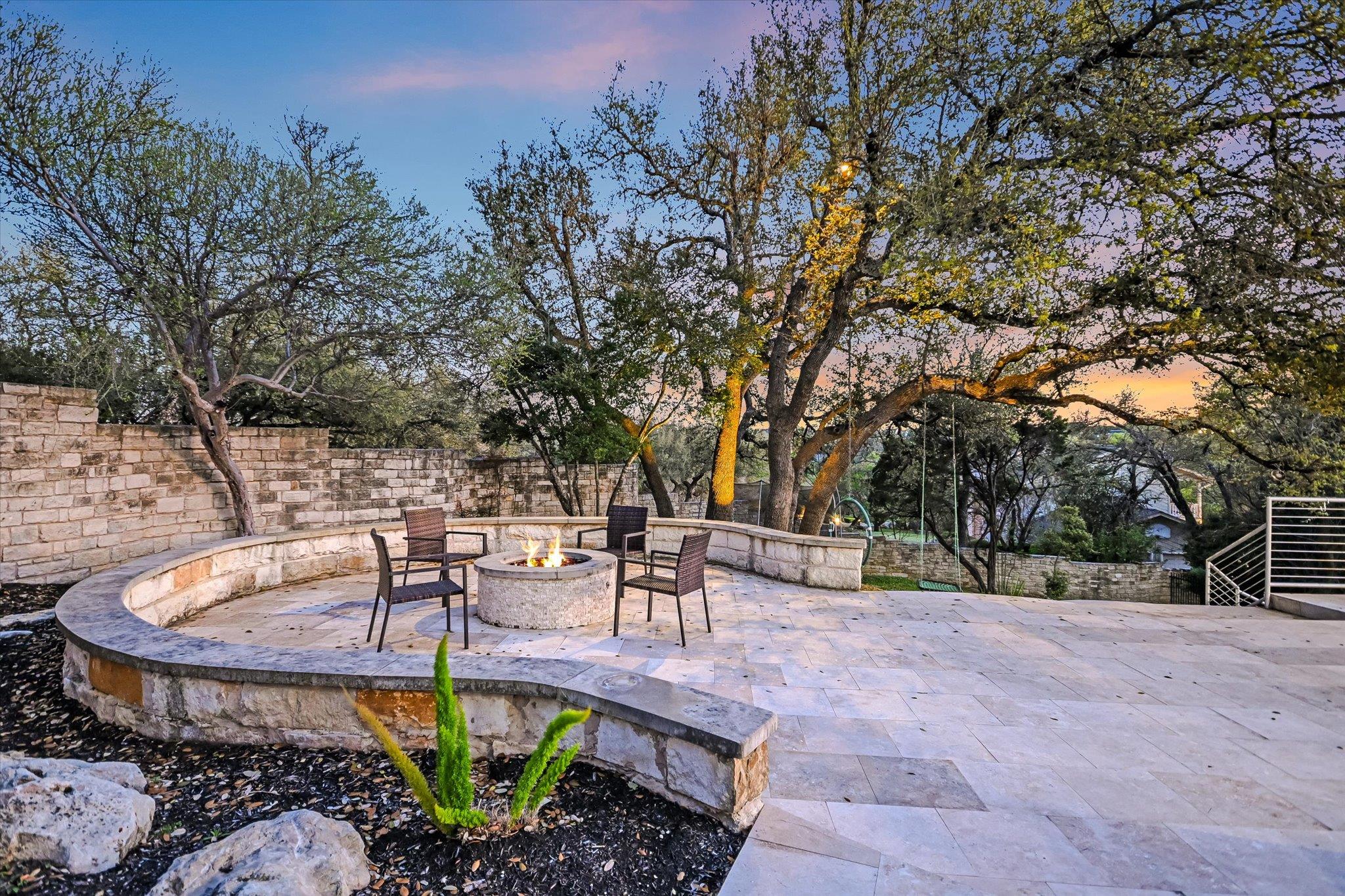 14 Rob Roy Rd, Austin, TX 78746