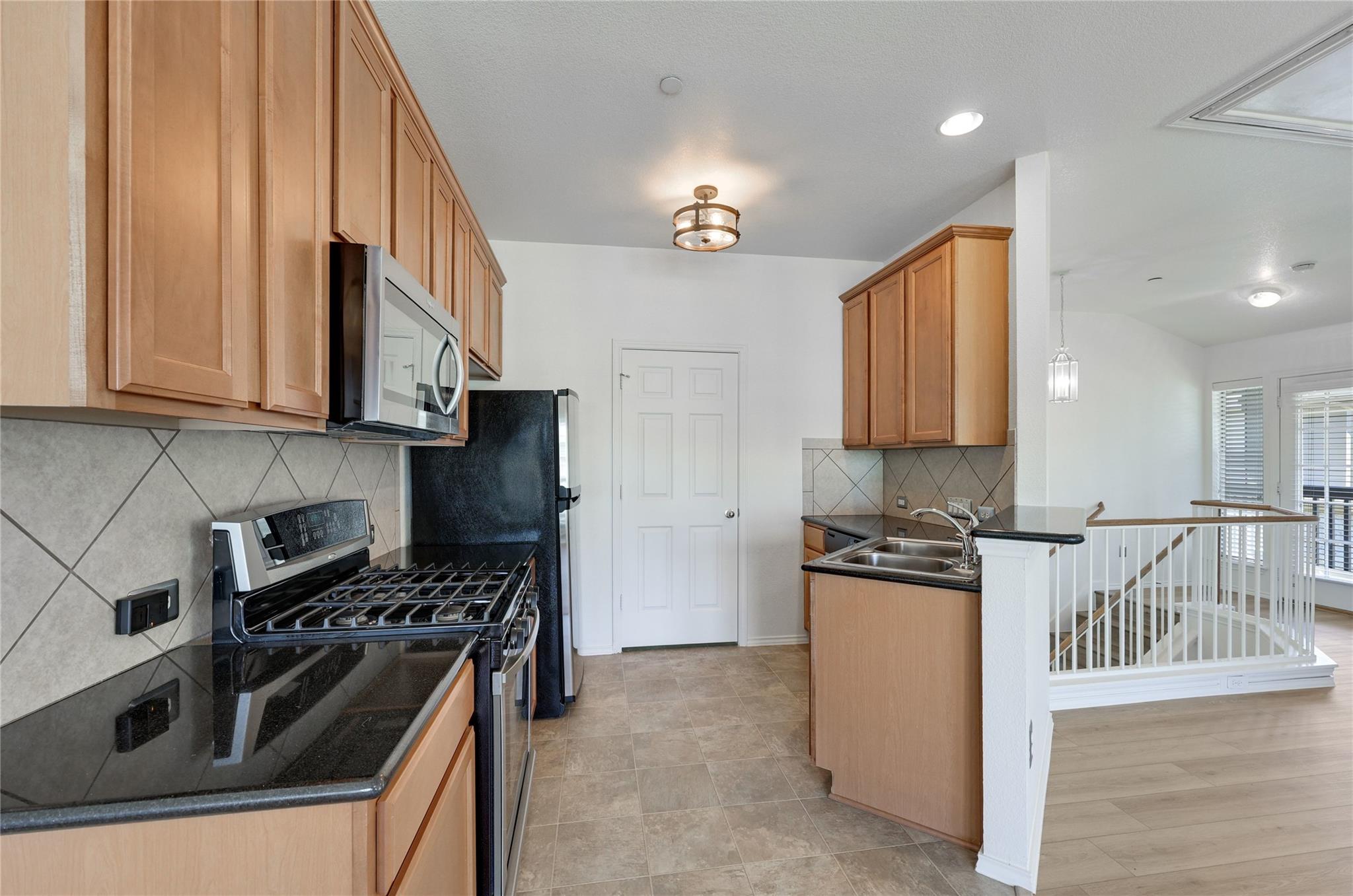 9201 Brodie Ln # 2501, Austin, TX 78748