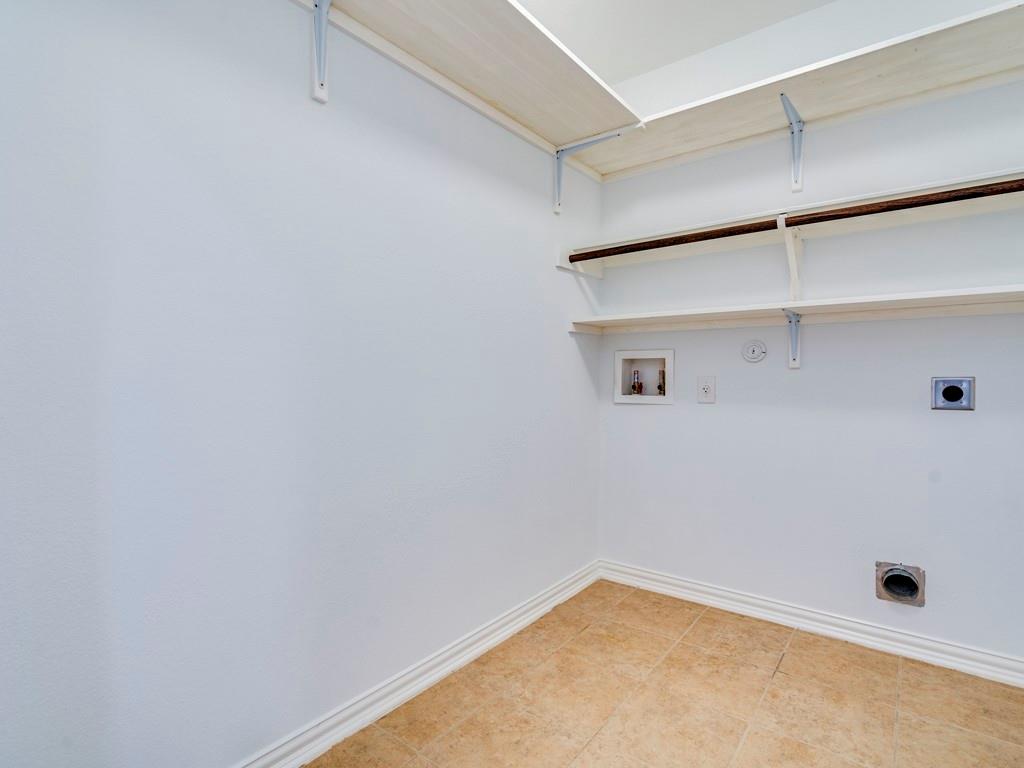 401 Strawberry Blonde Dr, Buda, TX 78610