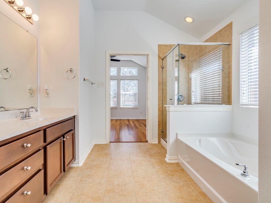 401 Strawberry Blonde Dr, Buda, TX 78610