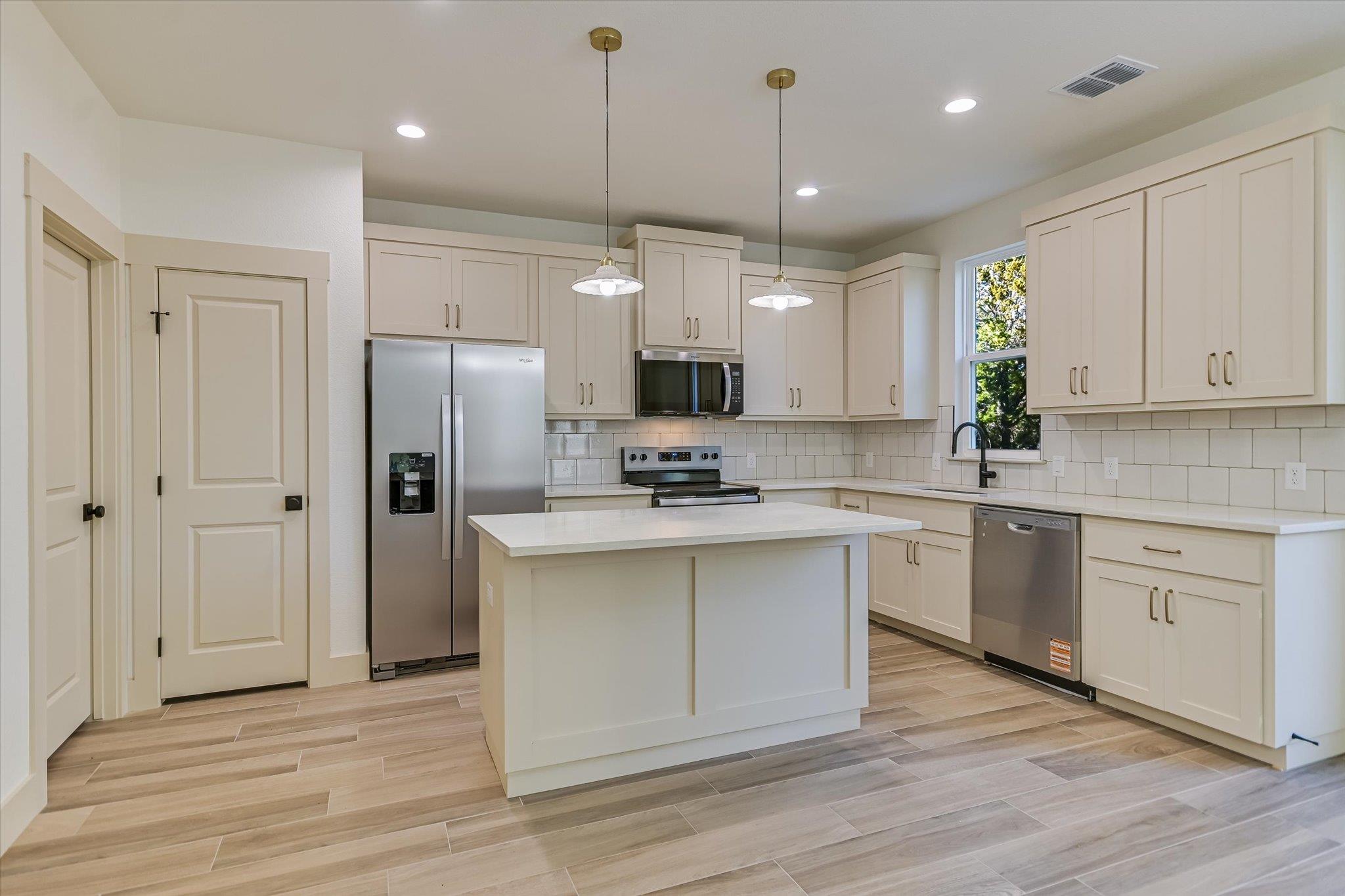 70 DEER RIDGE Rd, Wimberley, TX 78676