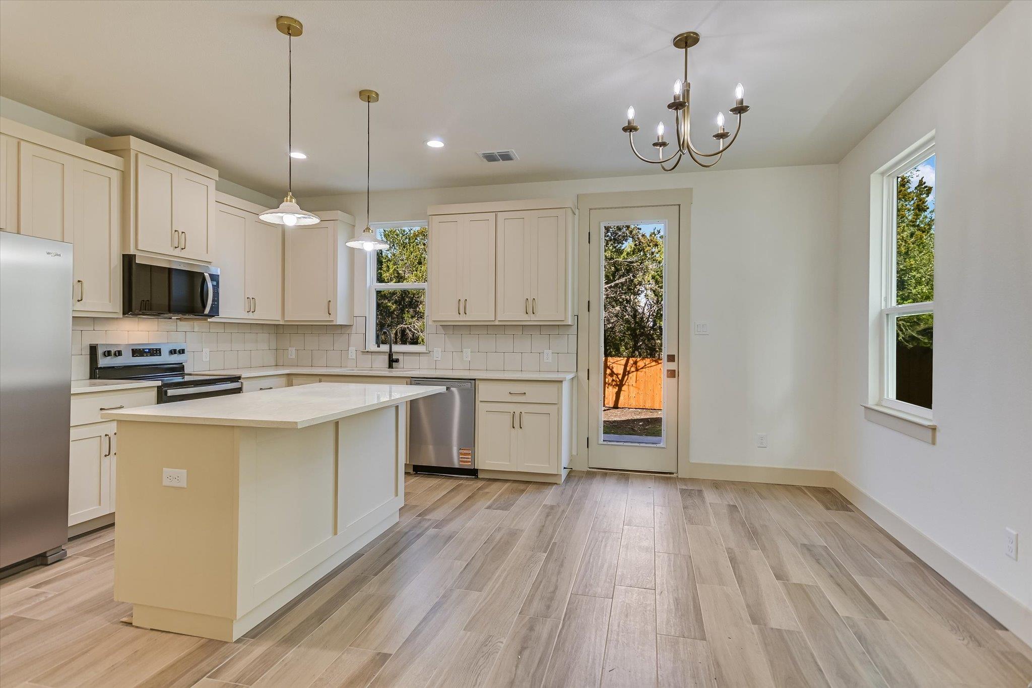 70 DEER RIDGE Rd, Wimberley, TX 78676