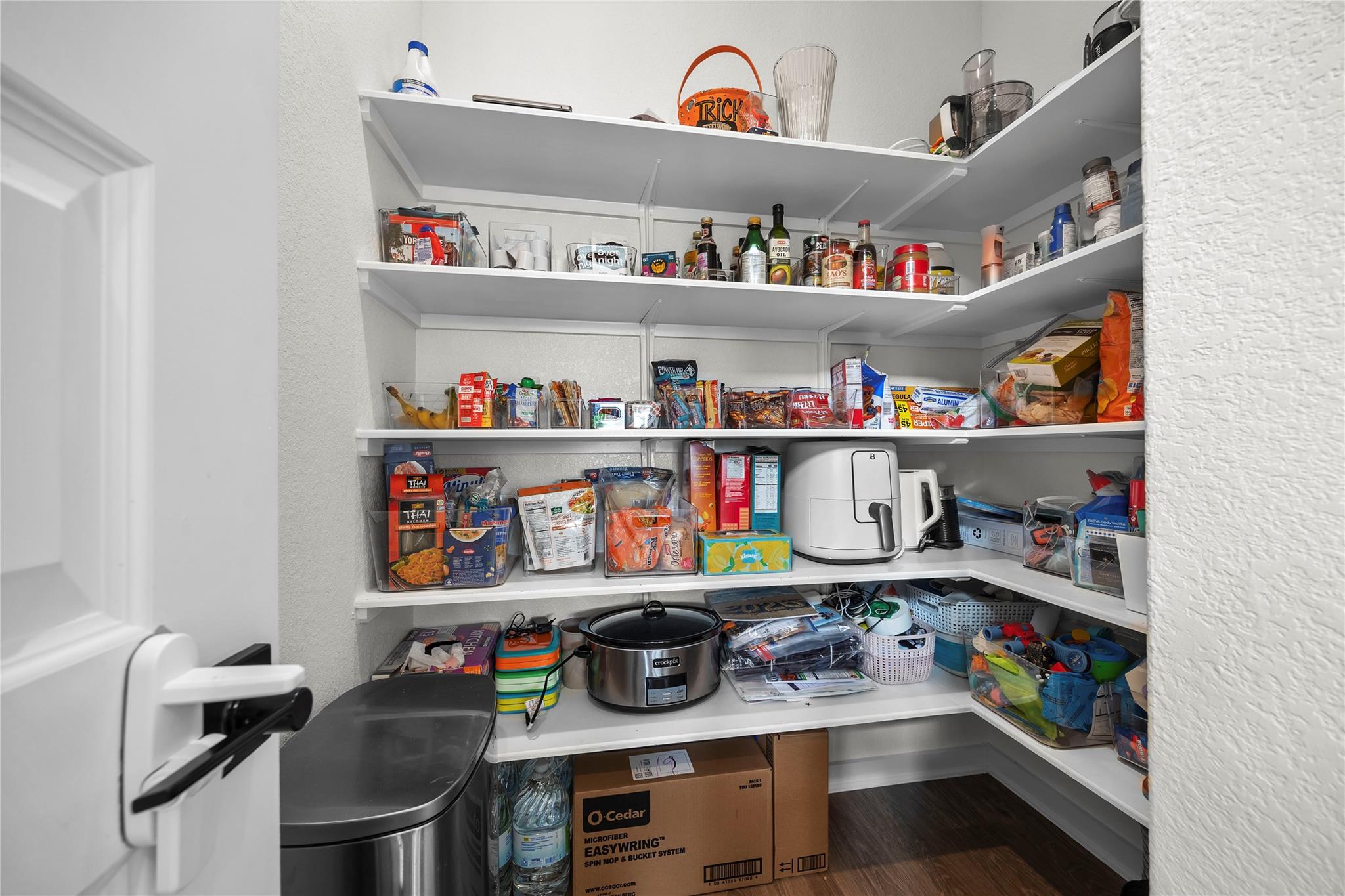 116 Charro Ct, Georgetown, TX 78633