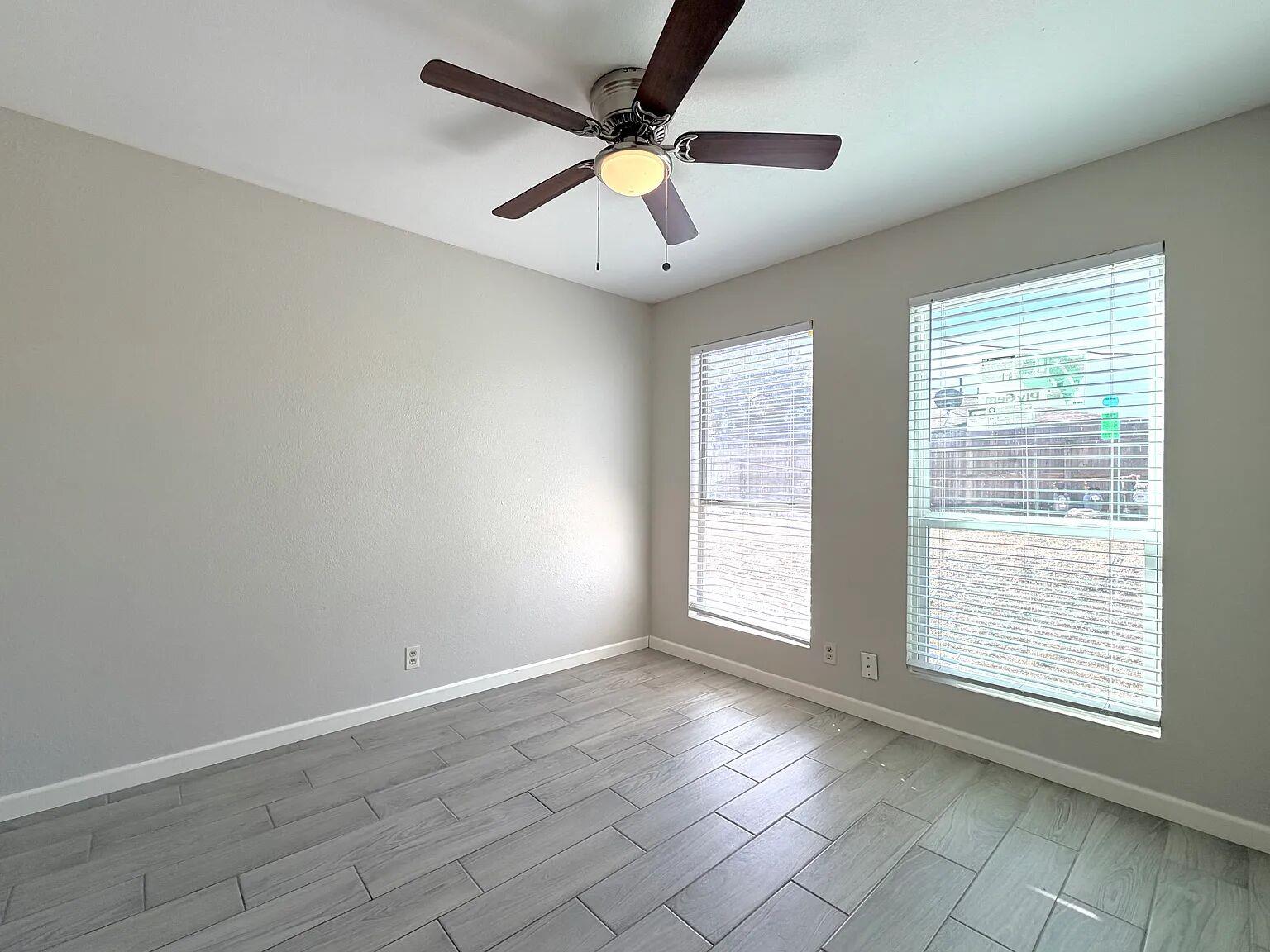 209 E Noton St # 109, Pflugerville, TX 78660