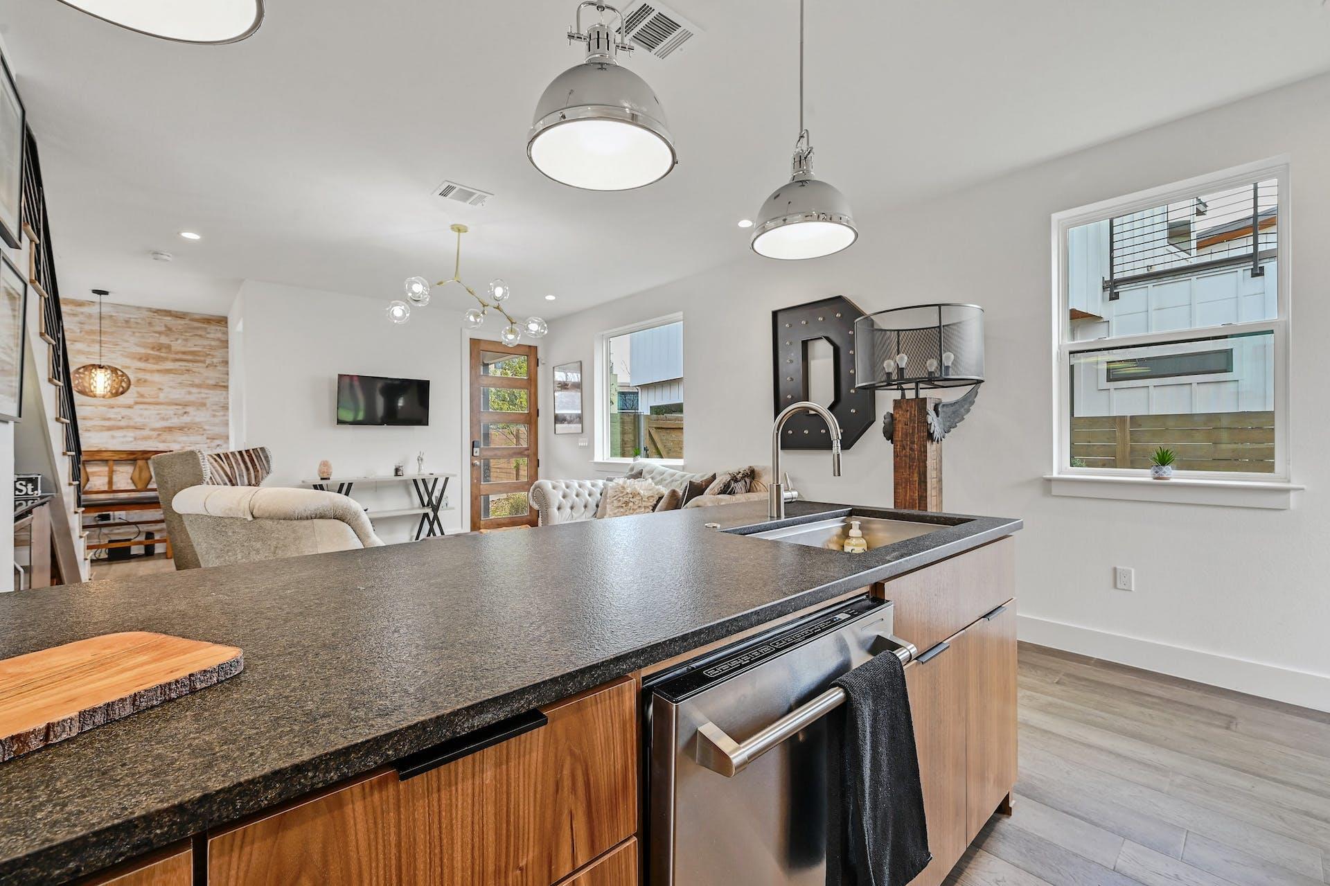 201 Tillery Sq # 2, Austin, TX 78702