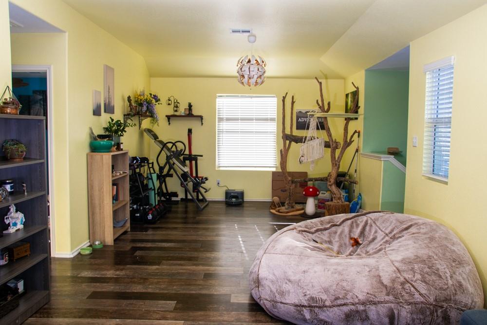 208 Greatest Gift Way, Jarrell, TX 76537