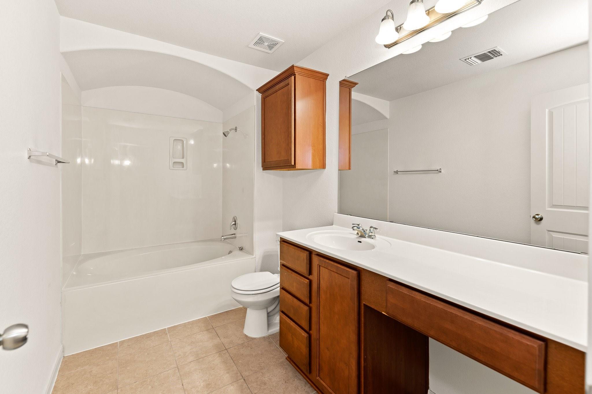 1620 Bryant Dr # 503, Round Rock, TX 78664