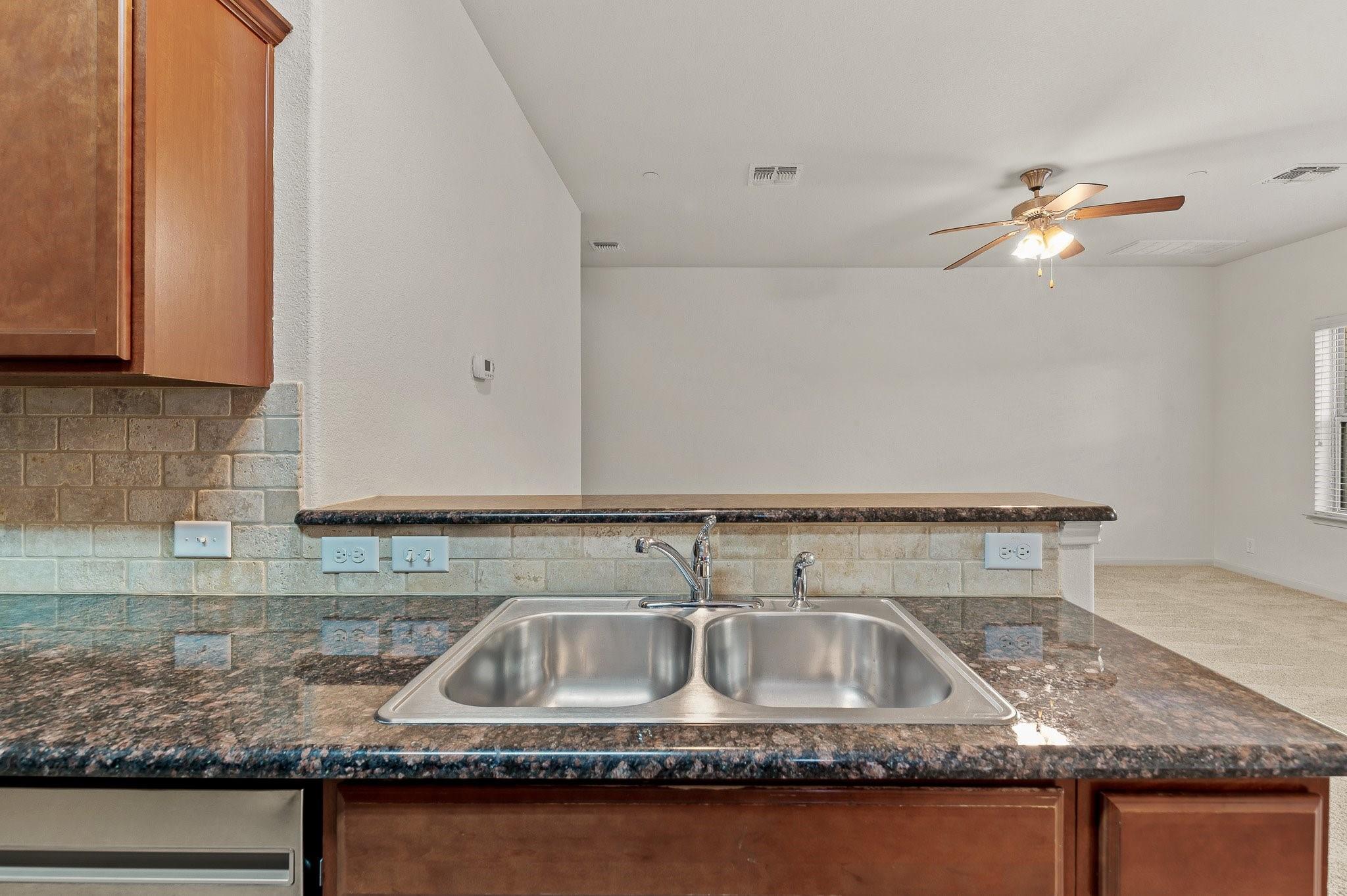 1620 Bryant Dr # 503, Round Rock, TX 78664