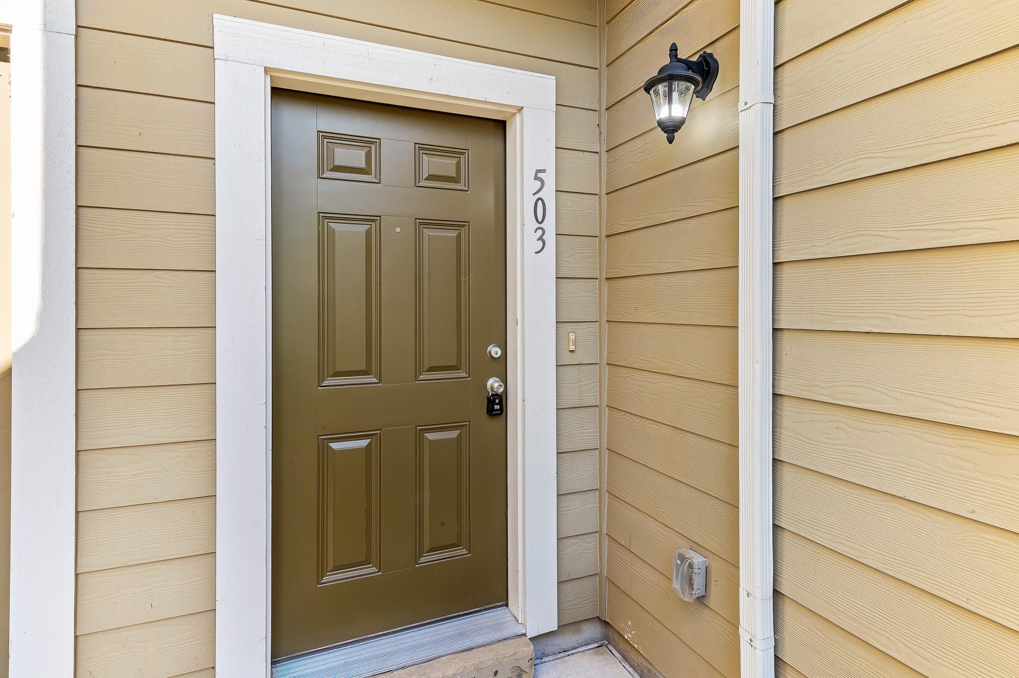 1620 Bryant Dr # 503, Round Rock, TX 78664