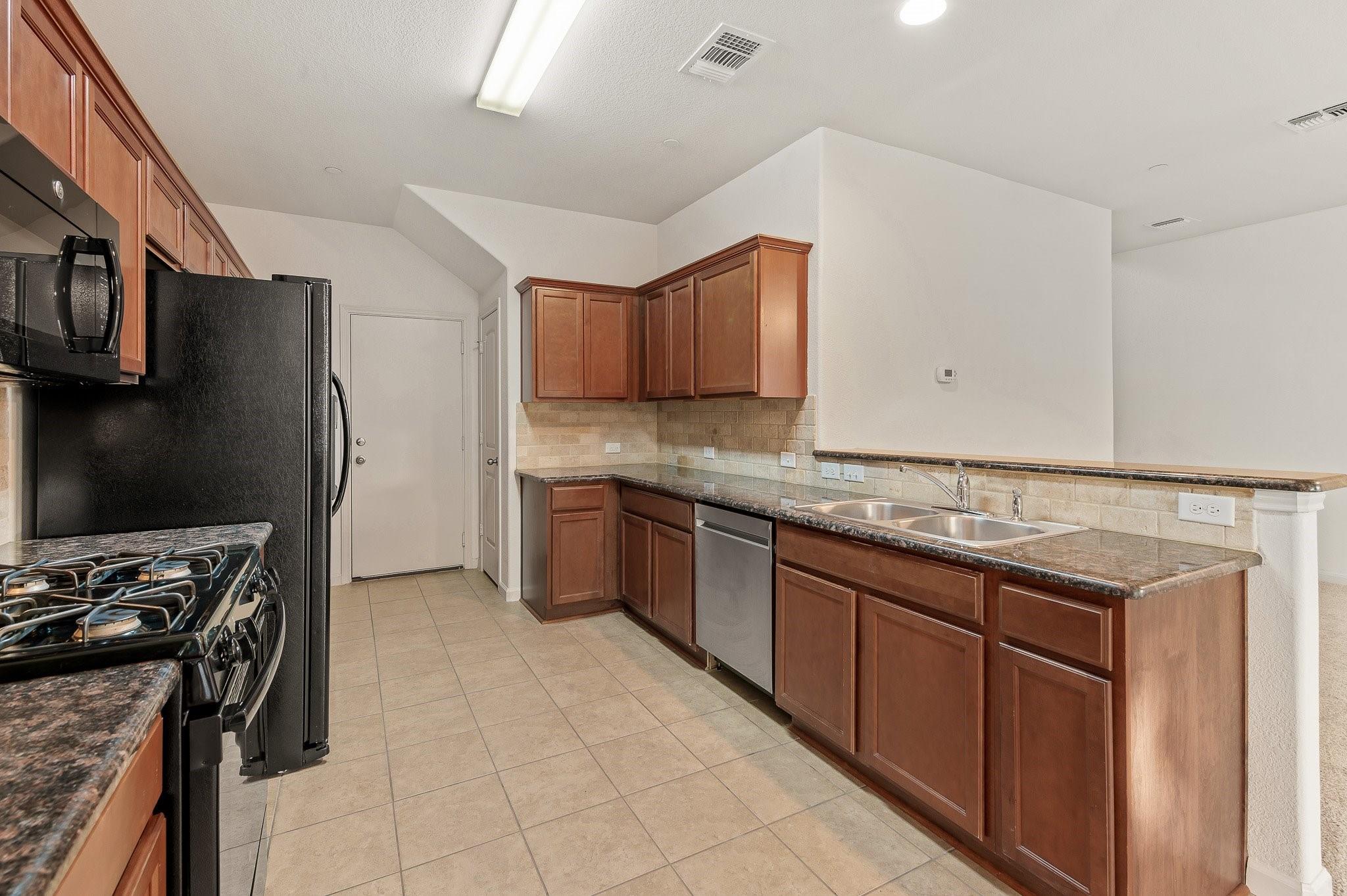 1620 Bryant Dr # 503, Round Rock, TX 78664