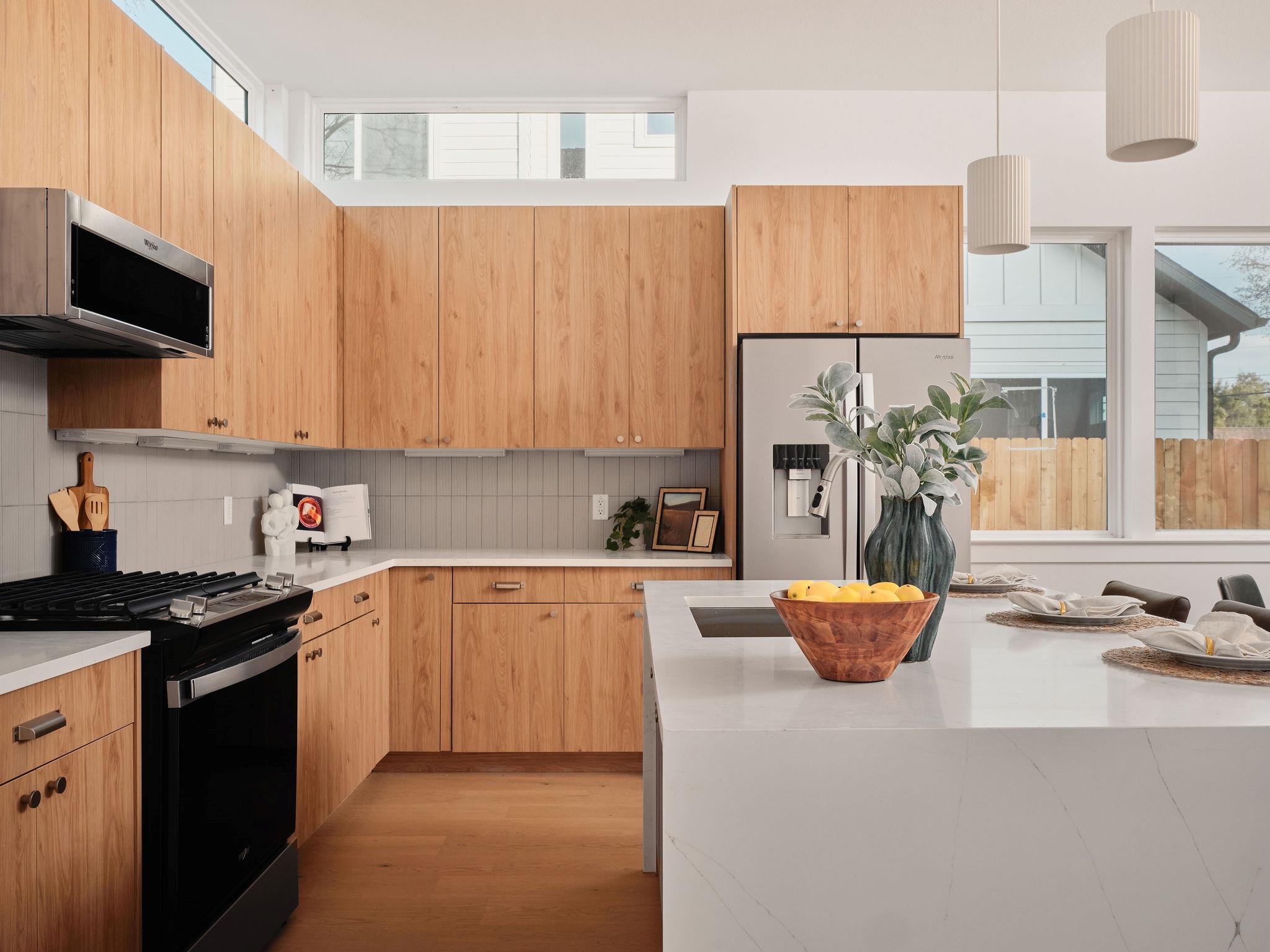 6407 Bradsher # B, Austin, TX 78745