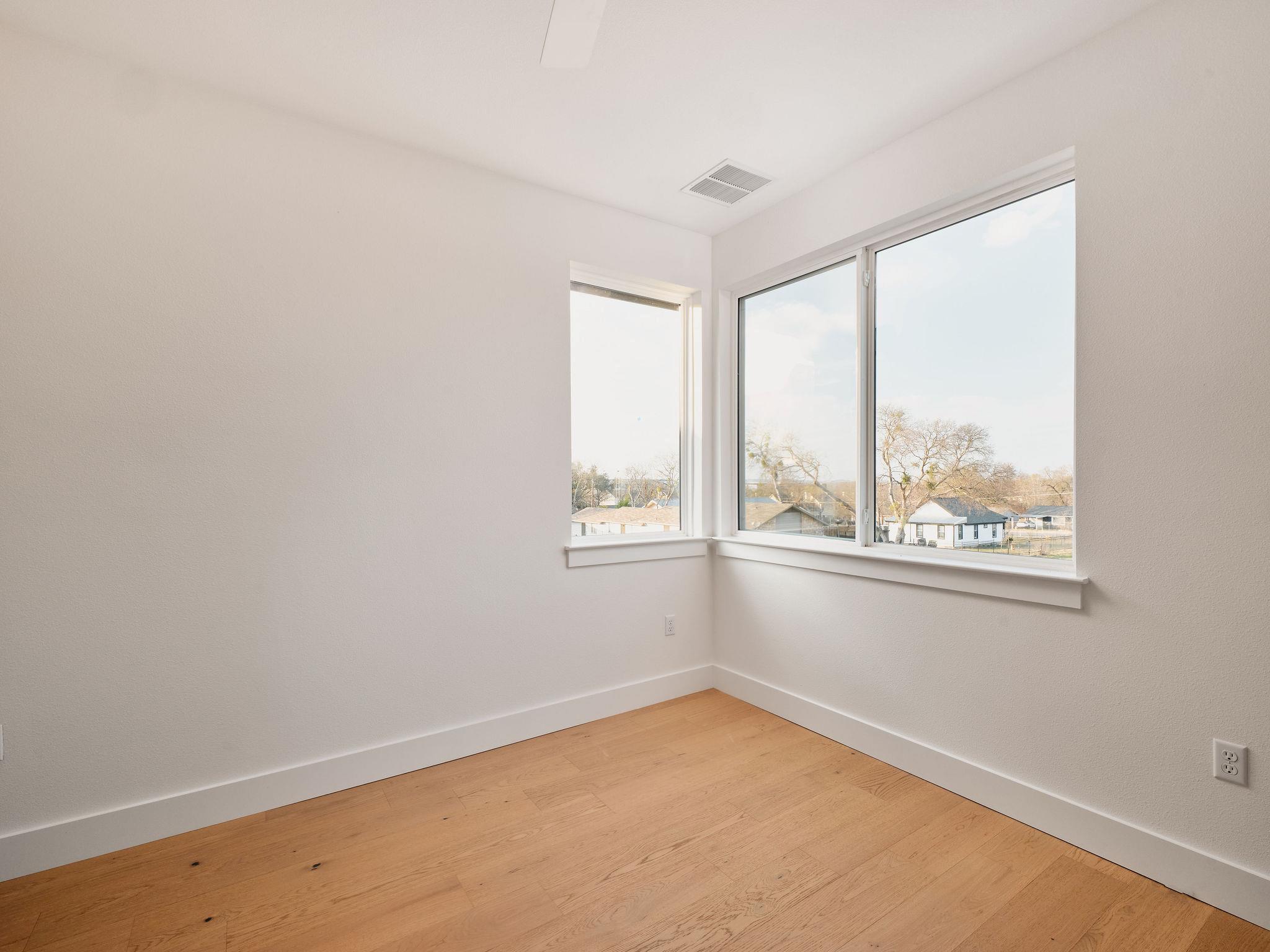 6407 Bradsher # B, Austin, TX 78745