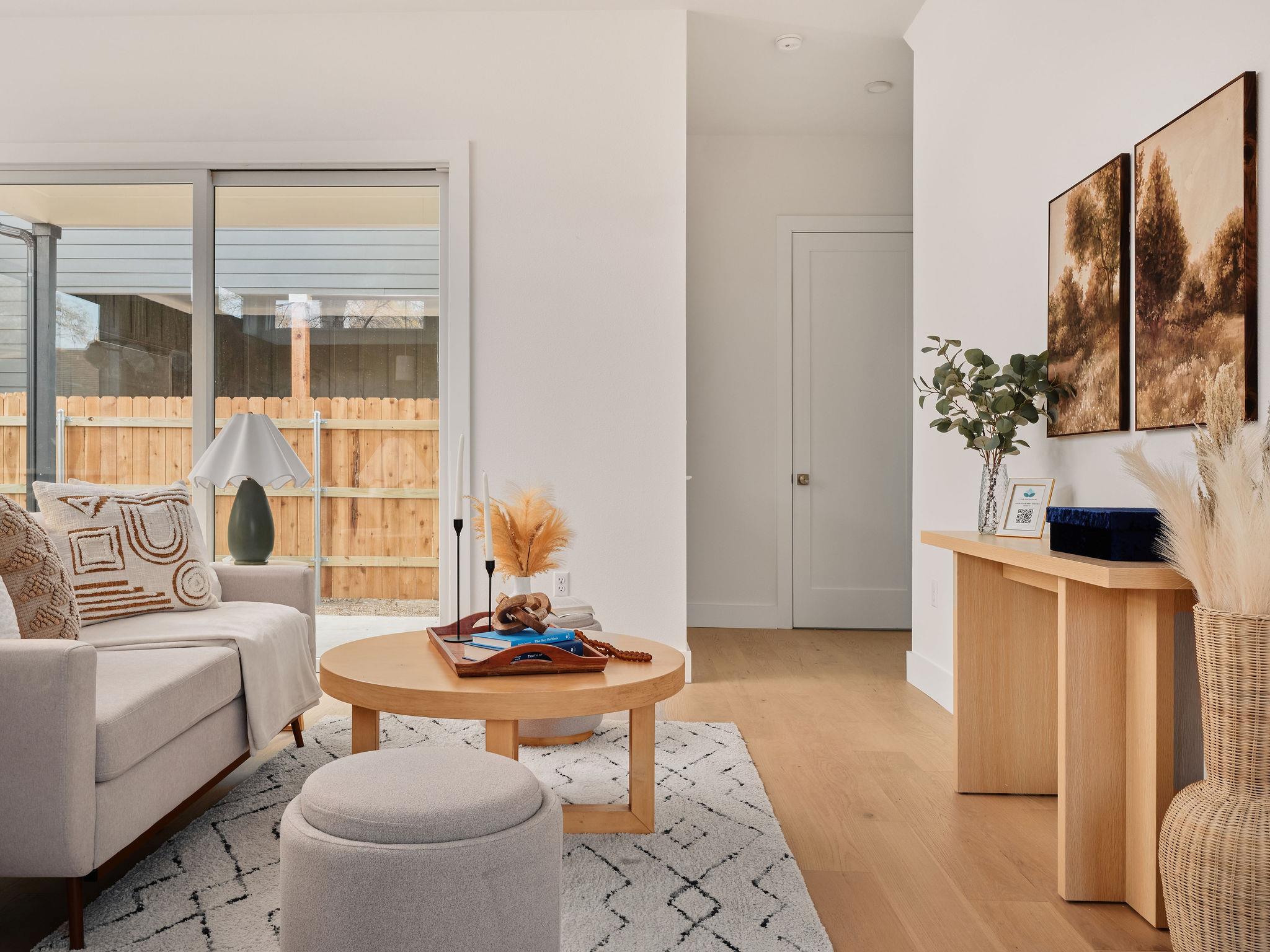 6407 Bradsher # B, Austin, TX 78745