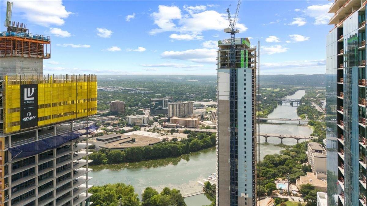 84 East Ave # 3806, Austin, TX 78701
