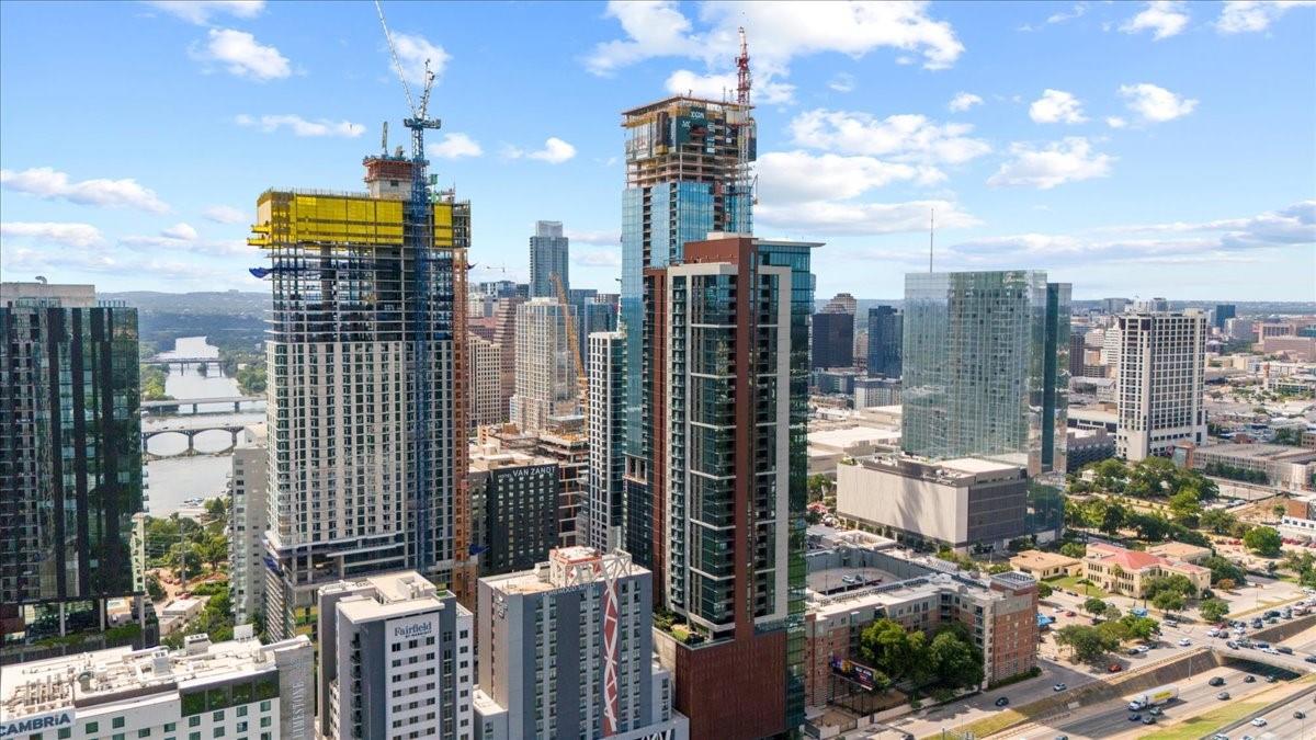 84 East Ave # 3806, Austin, TX 78701