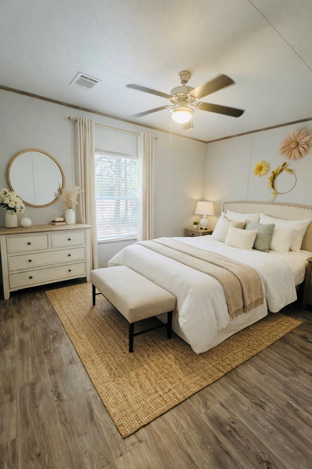 1053 Elm Crest Dr, New Ulm, TX 78950