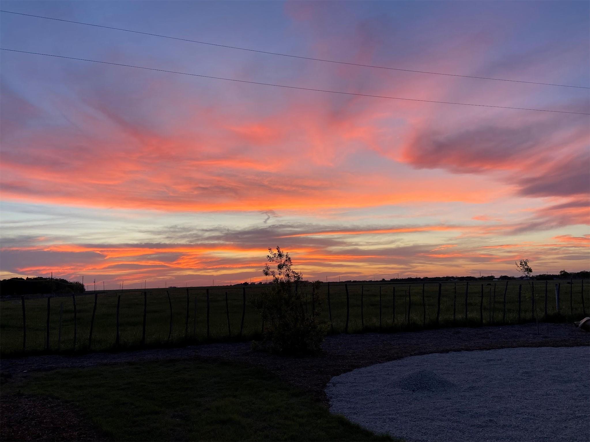 162 Friedens Church Rd, Seguin, TX 78155