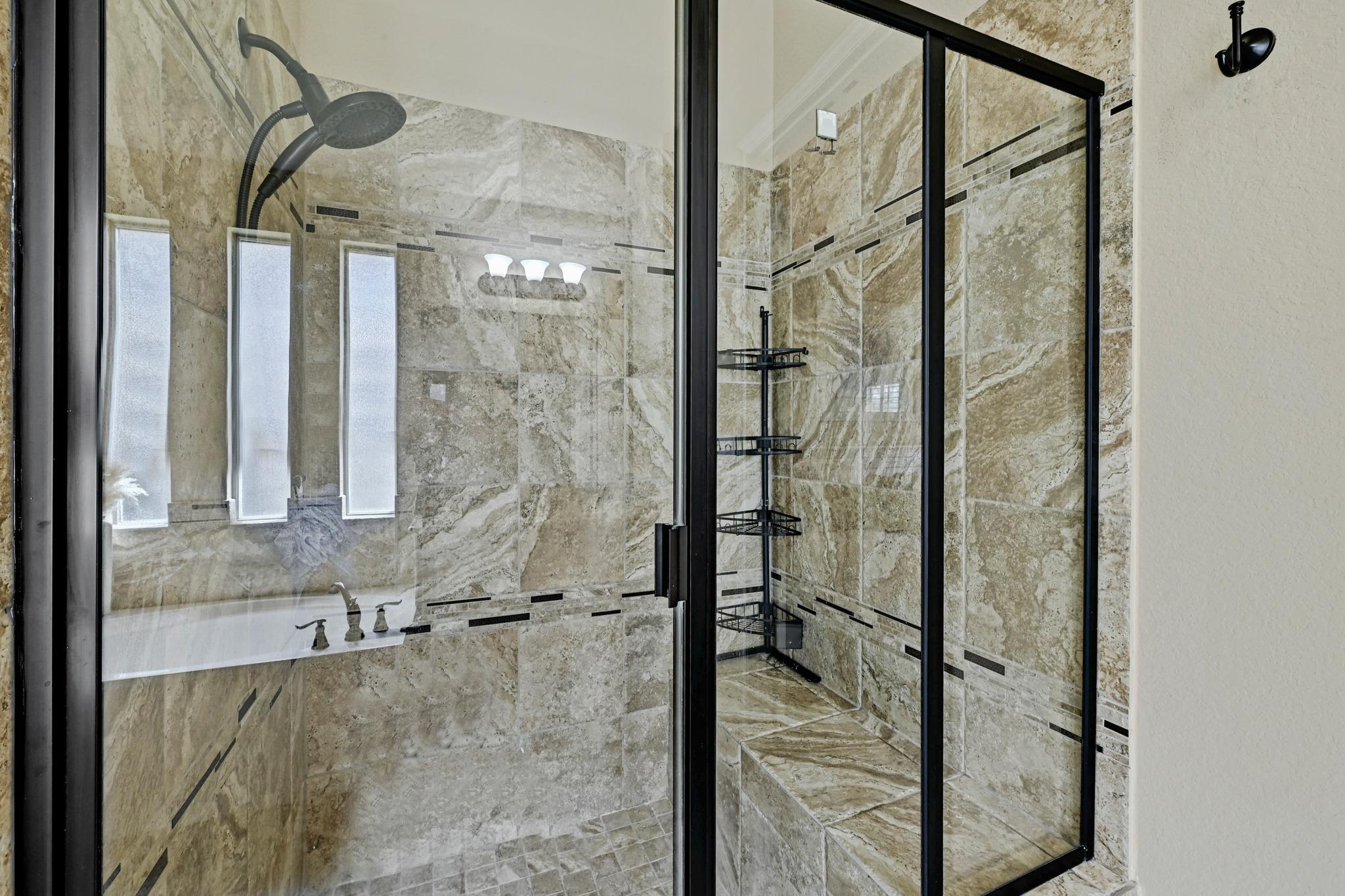 1812 Cantina Sky Dr, Leander, TX 78641