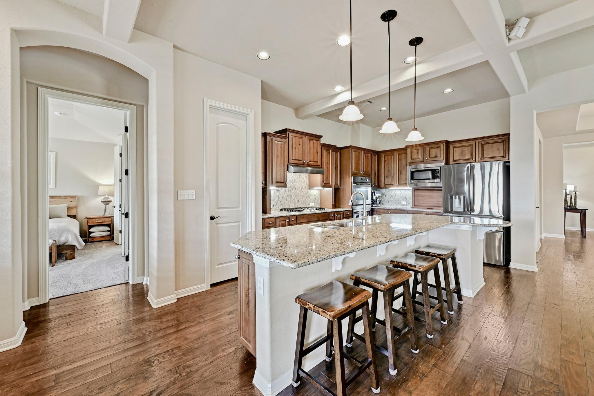 1812 Cantina Sky Dr, Leander, TX 78641