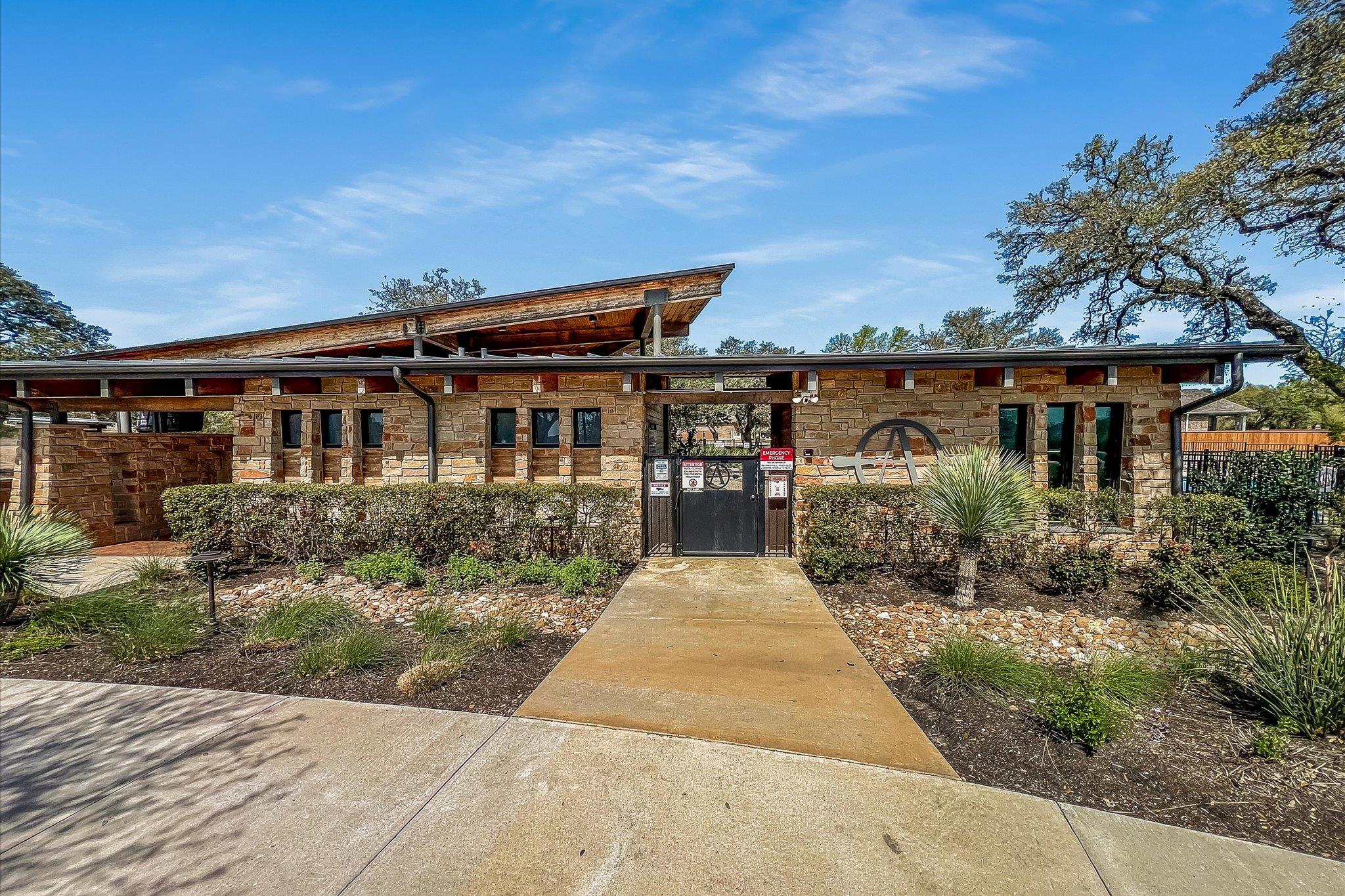 1173 Pink Granite Blvd, Dripping Springs, TX 78620