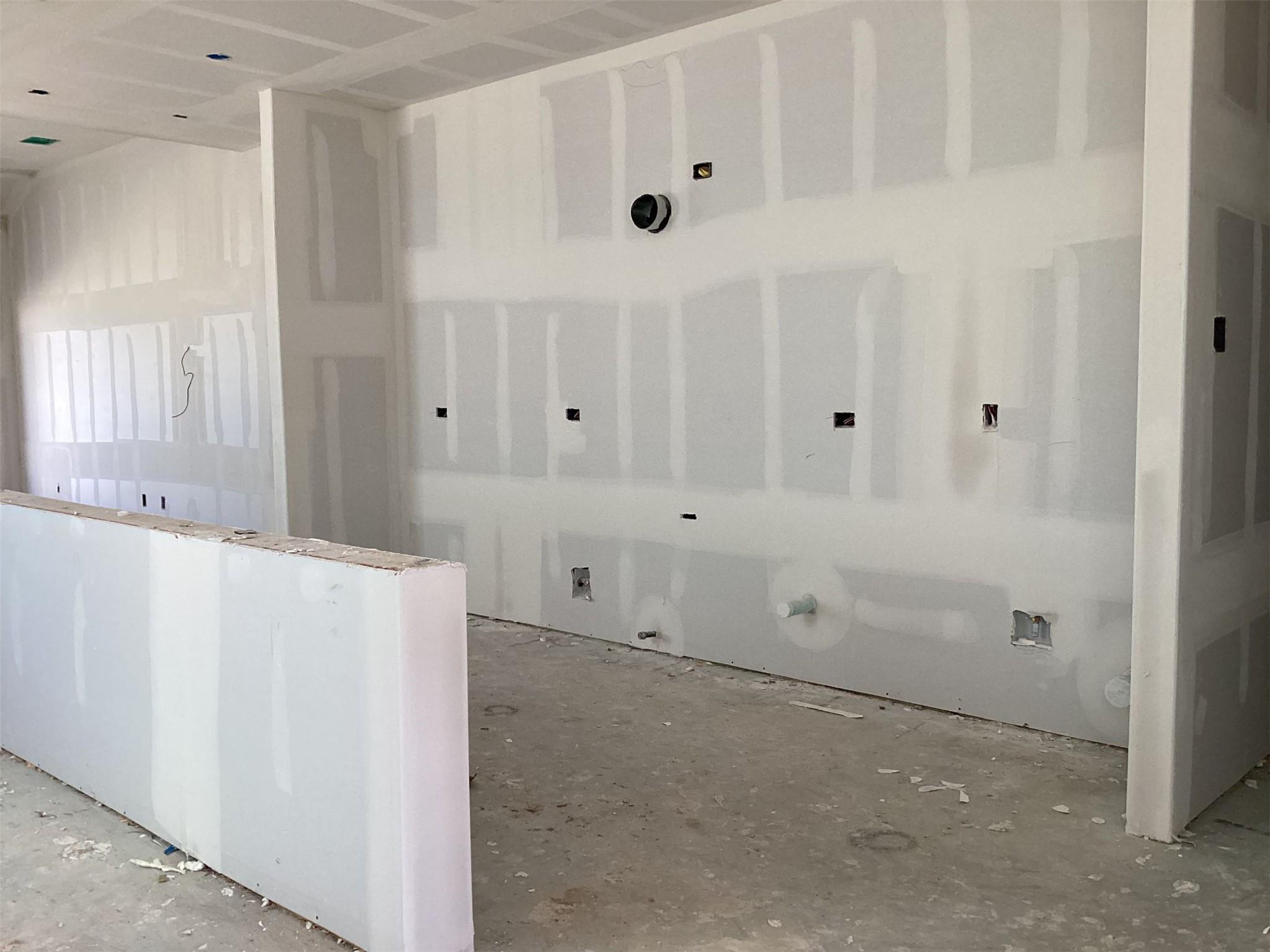 145 Clover Bnd, Liberty Hill, TX 78642