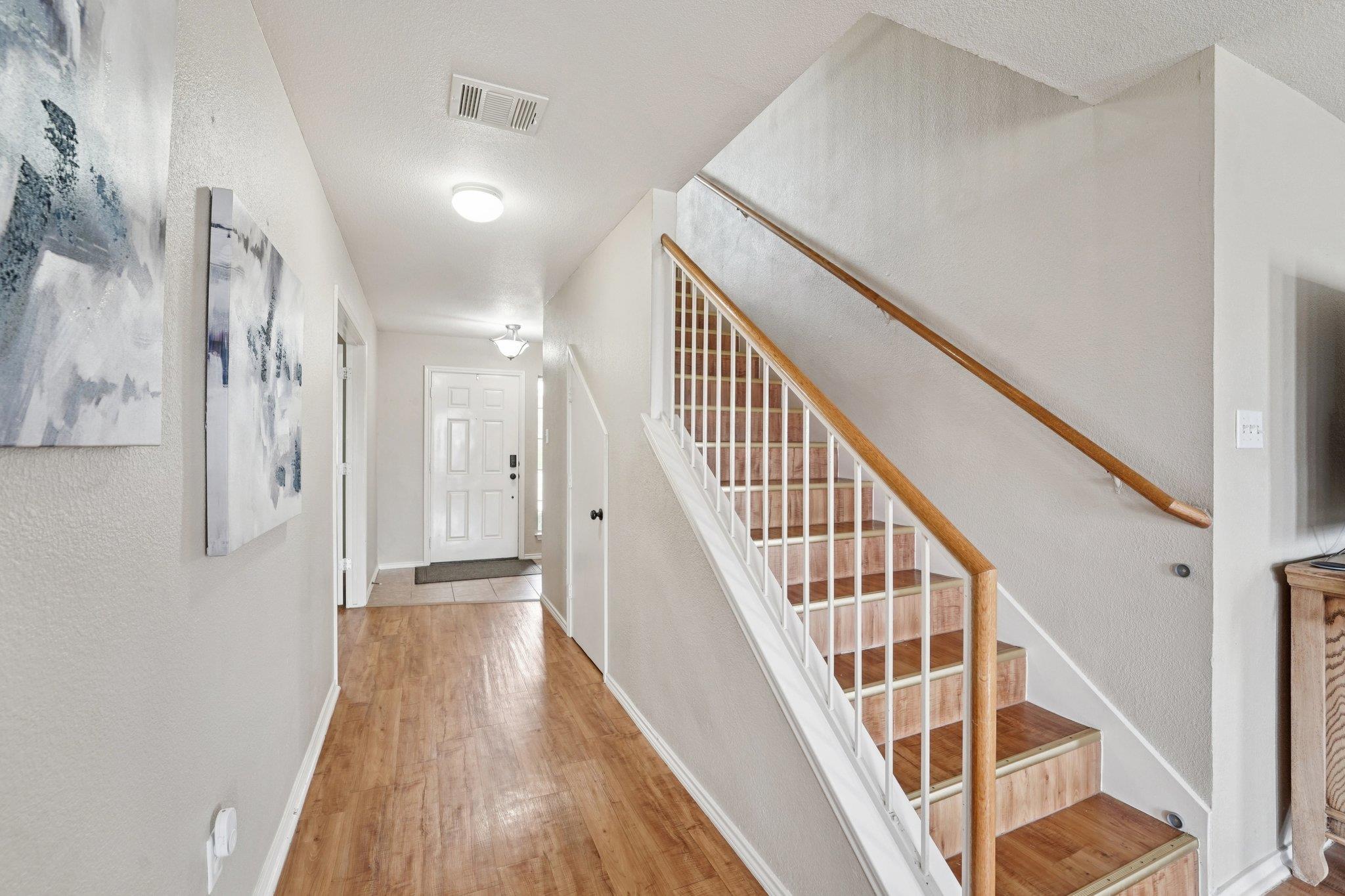 130 Killian Loop, Hutto, TX 78634