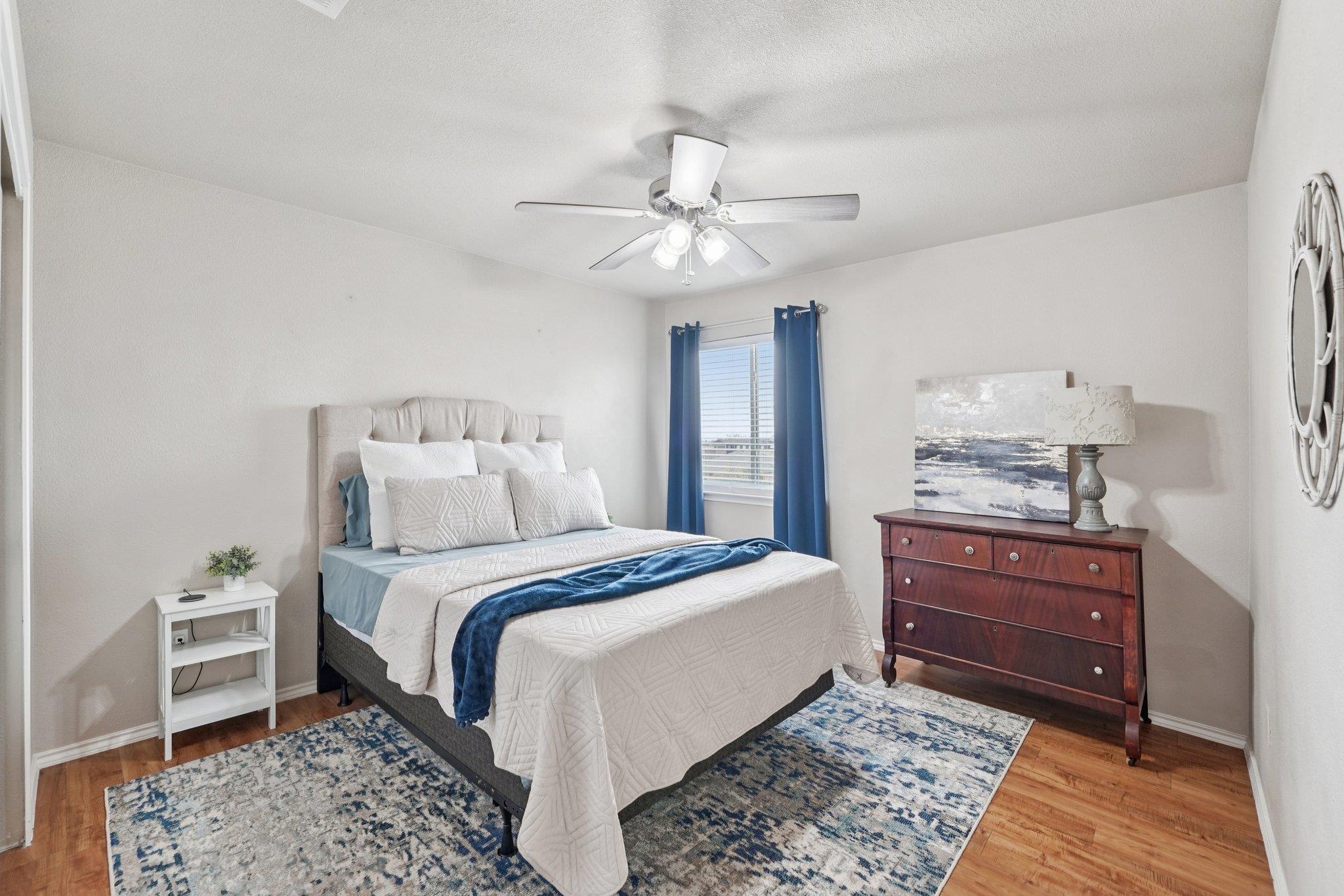 130 Killian Loop, Hutto, TX 78634