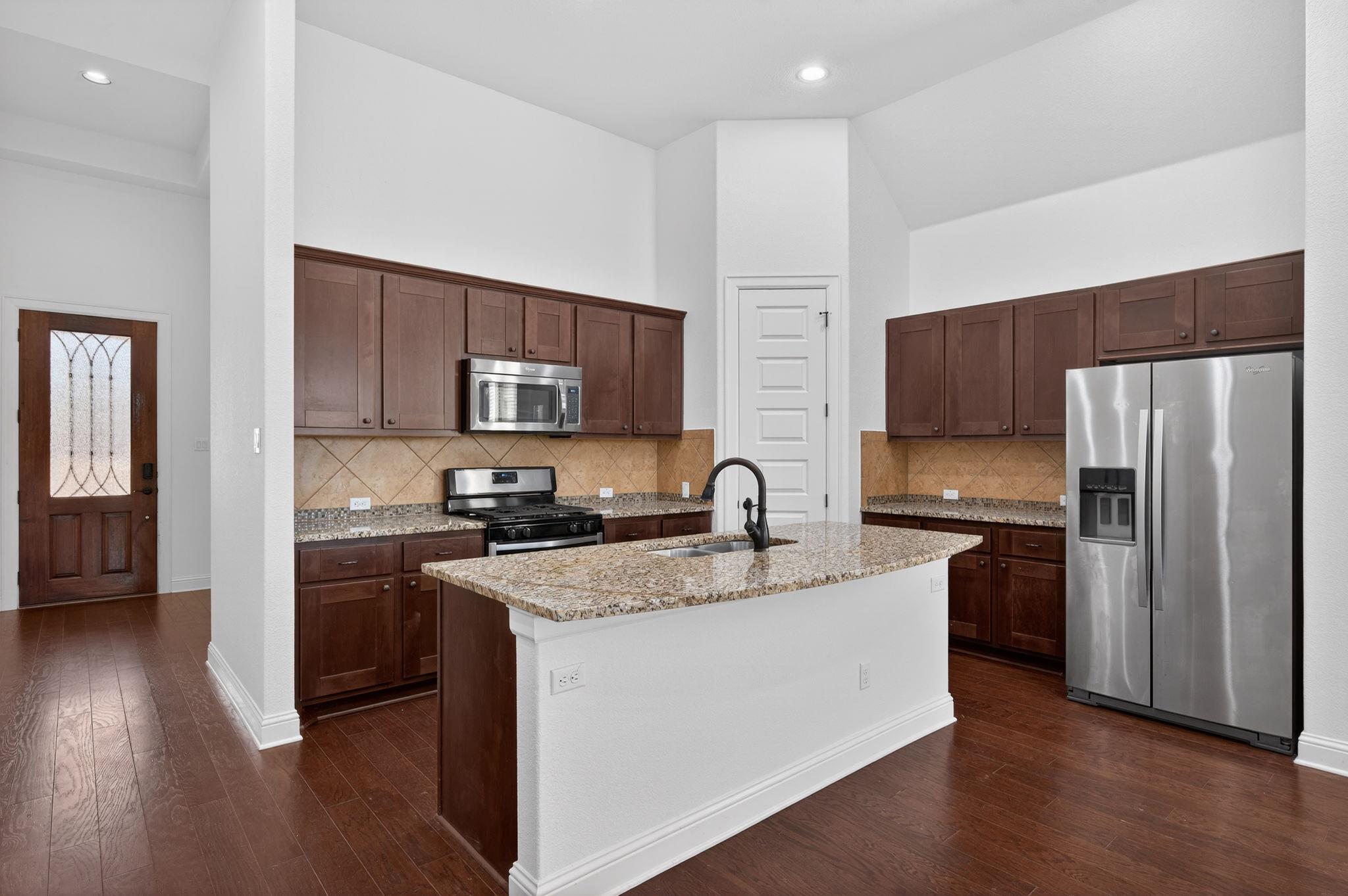 6928 Etna Way, Round Rock, TX 78665