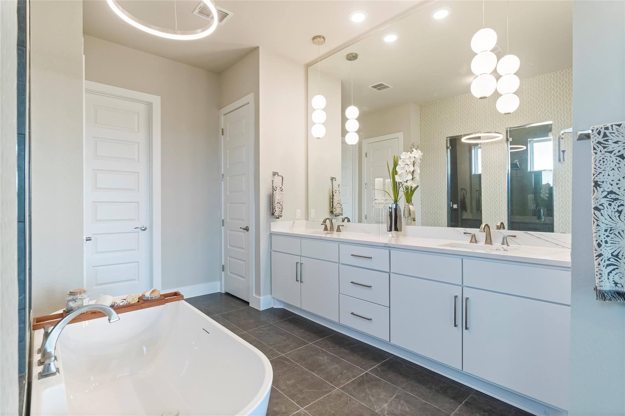 605 Crescent View Dr, Georgetown, TX 78628