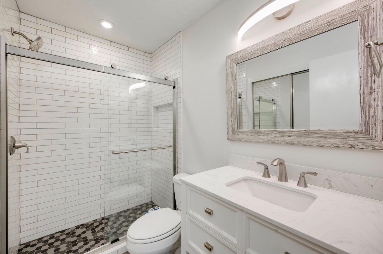 11821 Bittern Holw # 34, Austin, TX 78758