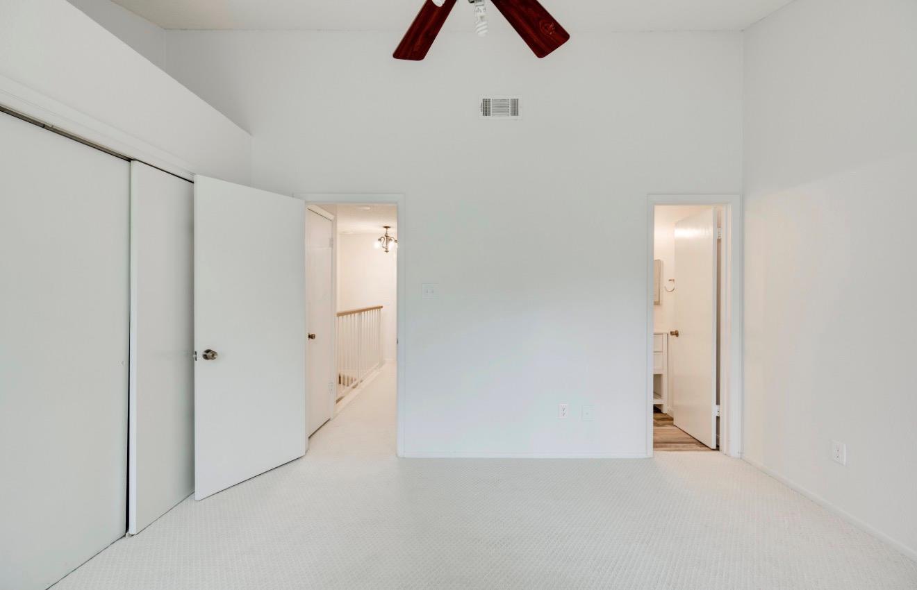 11821 Bittern Holw # 34, Austin, TX 78758