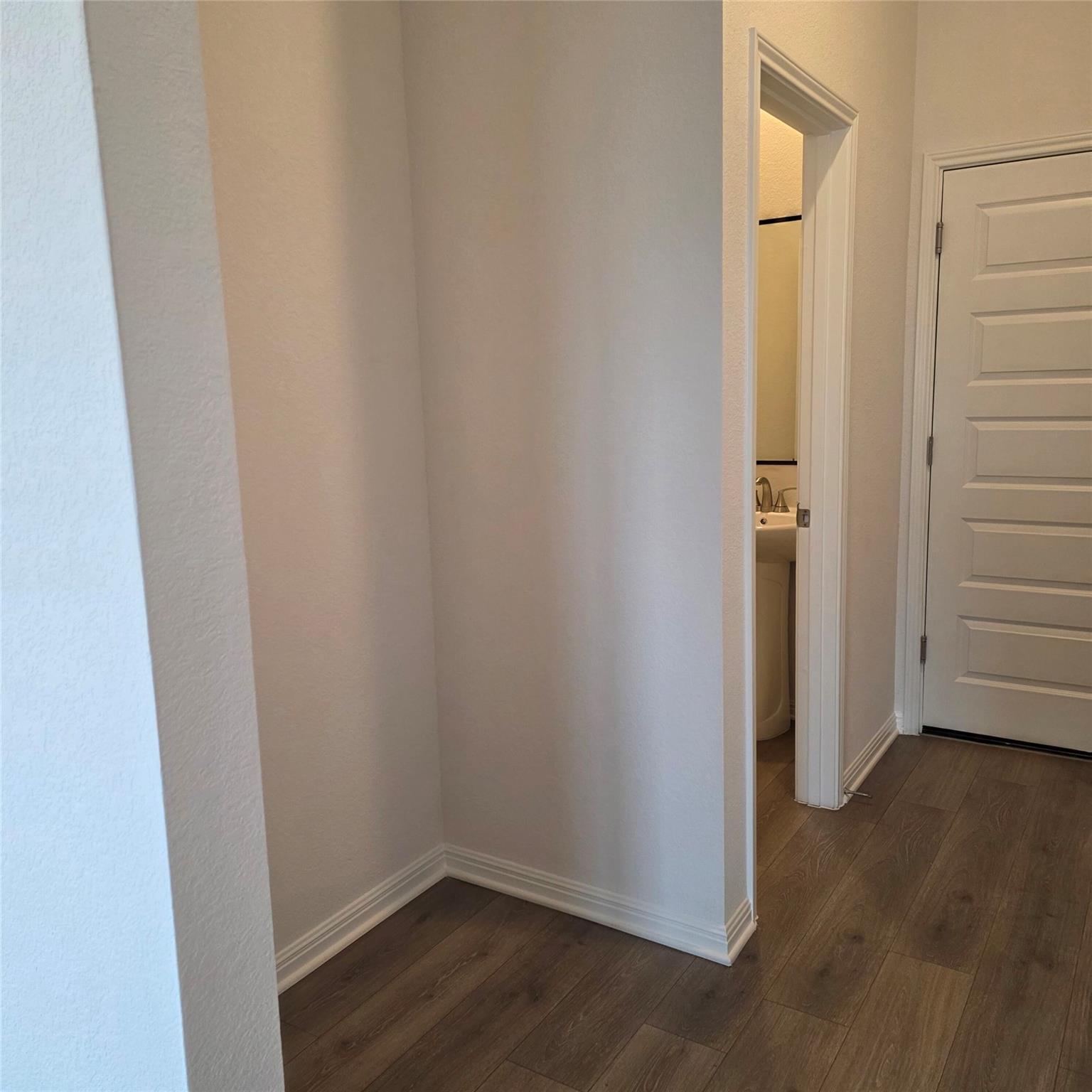 141 Pendleton Dr, Kyle, TX 78640