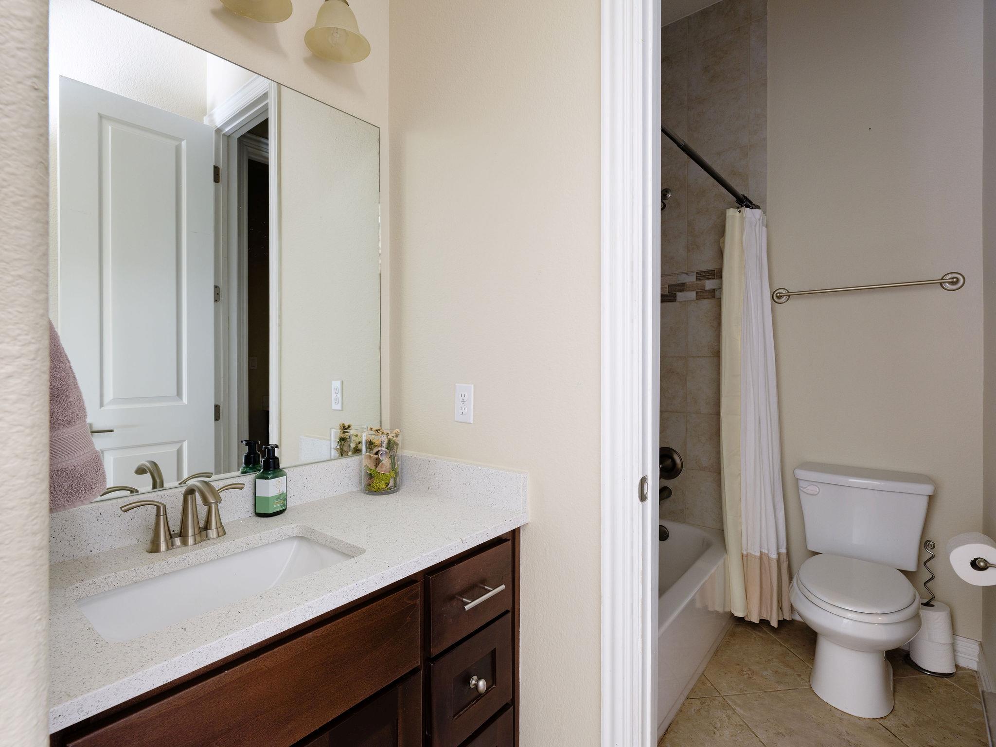 2721 Vista Heights Dr, Leander, TX 78641