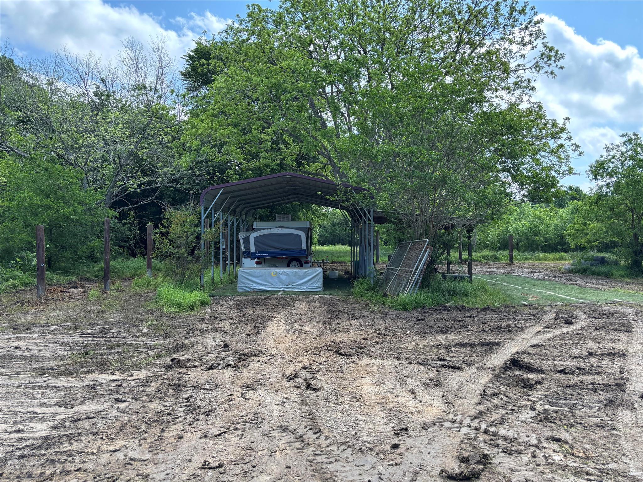 161 Powell Rd, Trinity, TX 75862