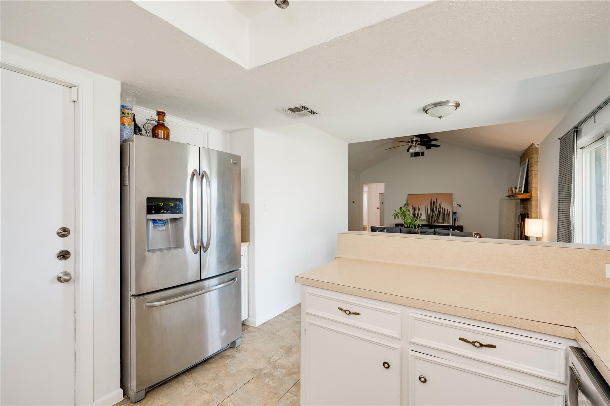 2004 Abbey Cir, Austin, TX 78727